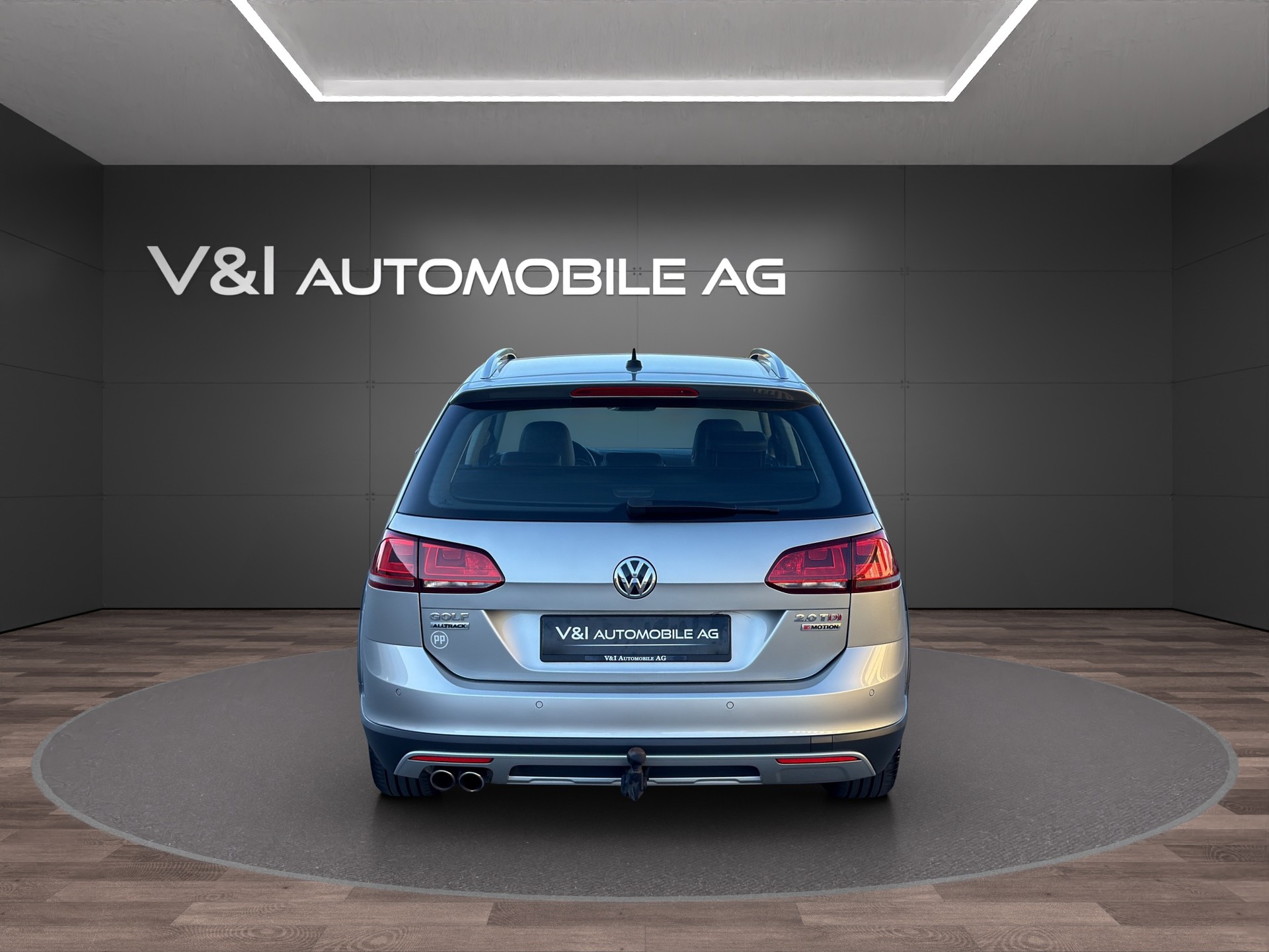 VW Golf 2.0 TDI Alltrack 4Motion-image-5