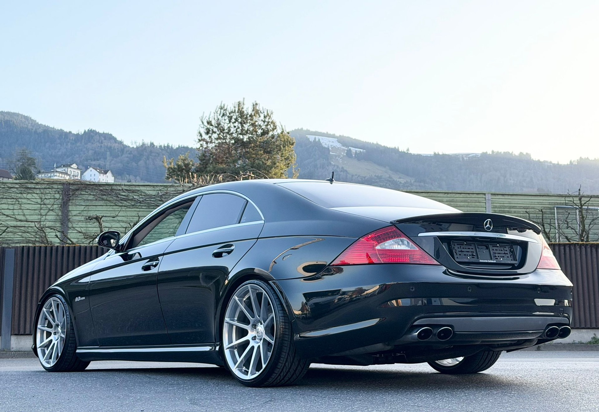 MERCEDES-BENZ CLS 63 AMG 7G-Tronic Black&Chrom Edtition-image-3