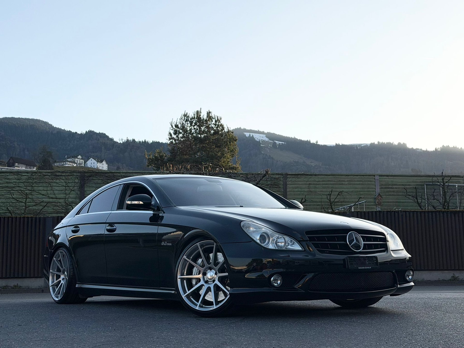 MERCEDES-BENZ CLS 63 AMG 7G-Tronic Black&Chrom Edtition-image-2