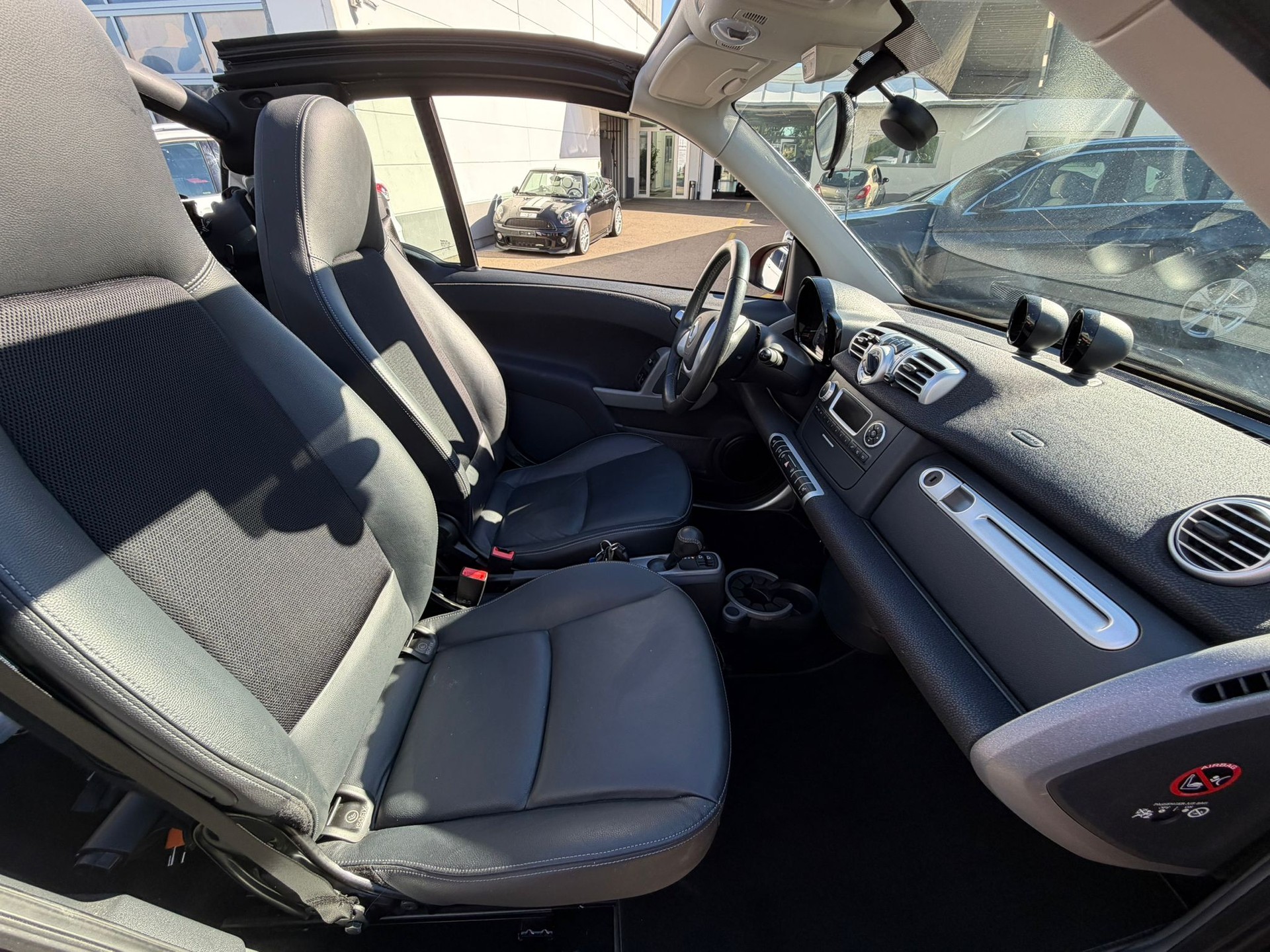 SMART fortwo electric drive (ohne/sans Batterie)-image-13