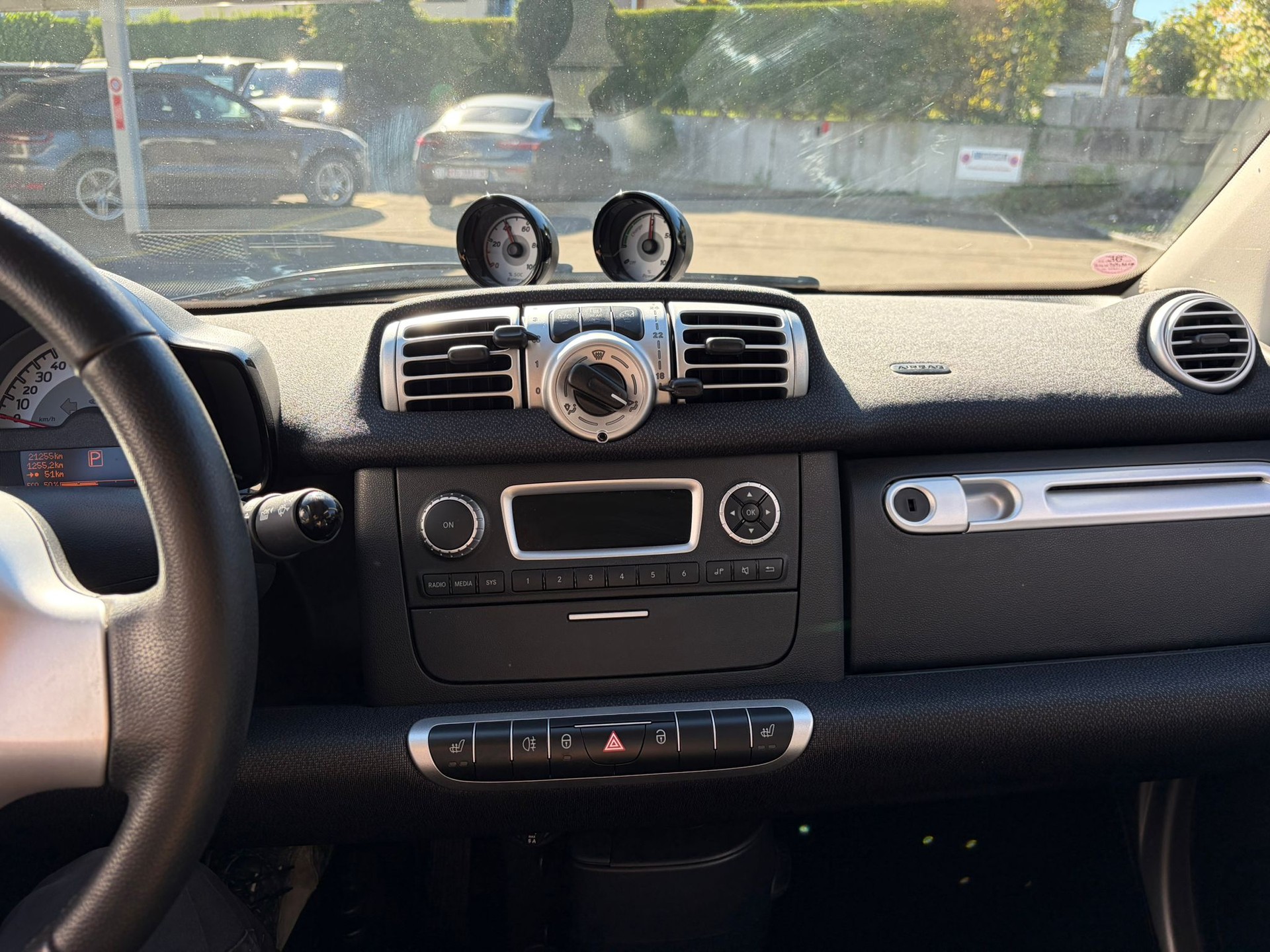 SMART fortwo electric drive (ohne/sans Batterie)-image-11