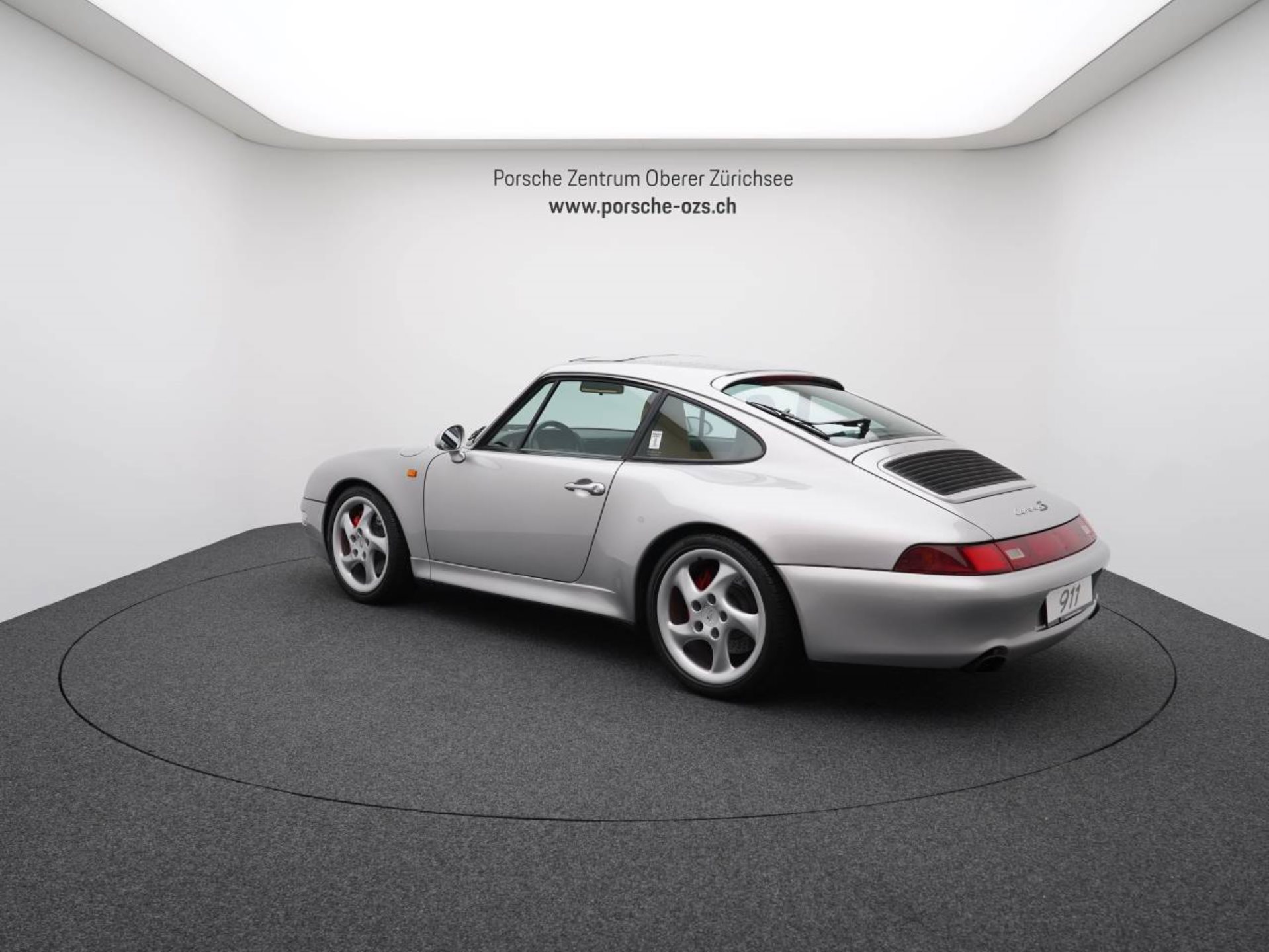 PORSCHE 911 Carrera 4S Coupé-image-2