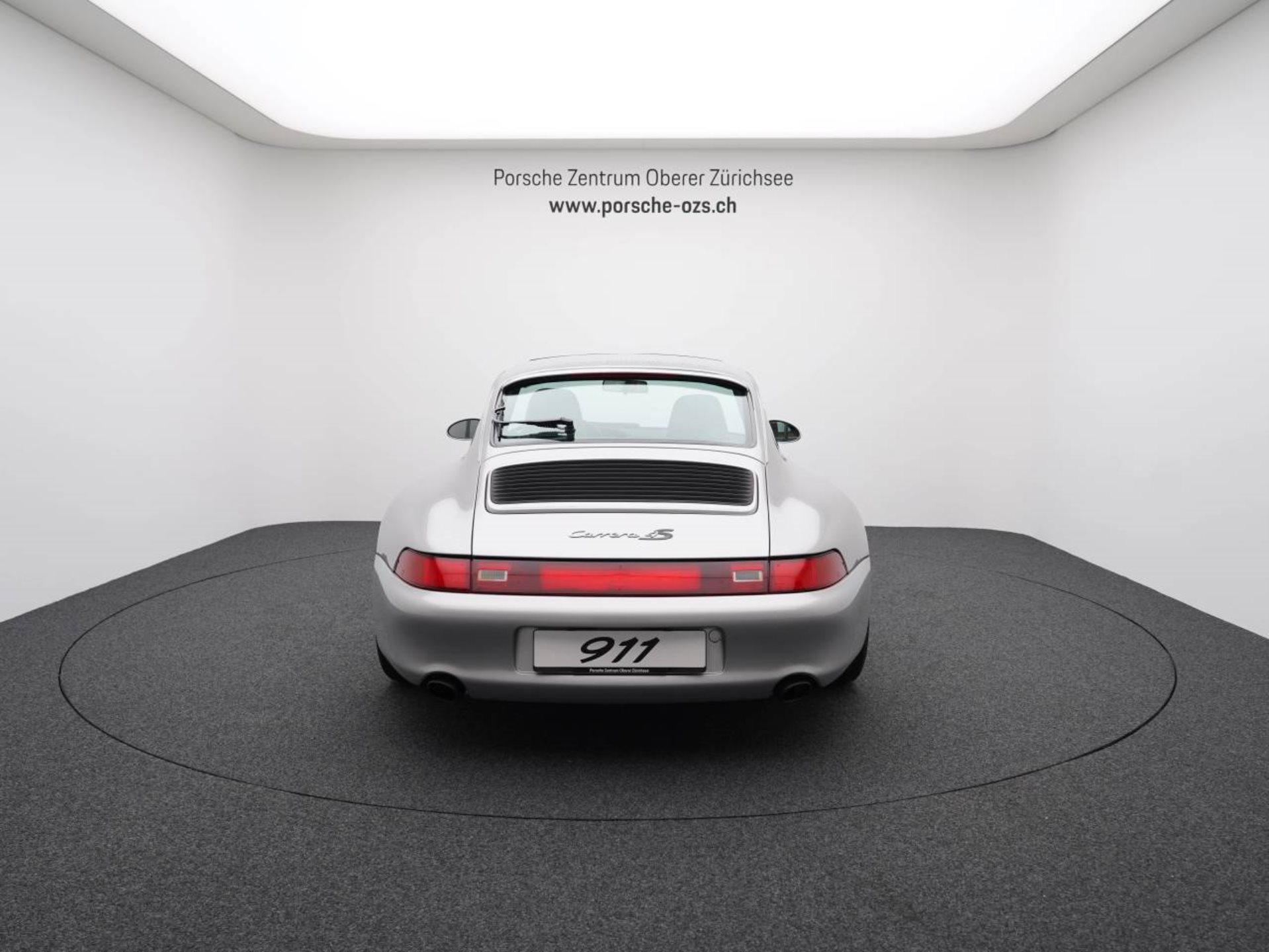 PORSCHE 911 Carrera 4S Coupé-image-5