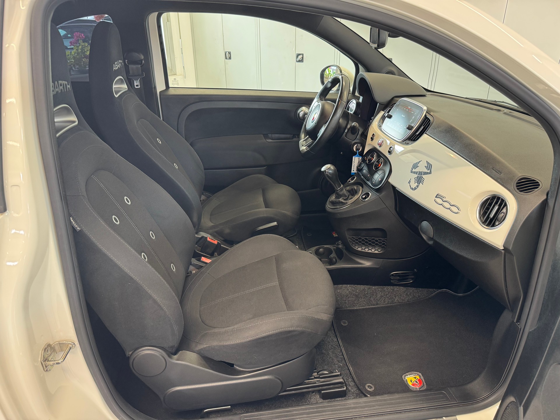 FIAT 595C 1.4 16V Turbo Abarth-image-9