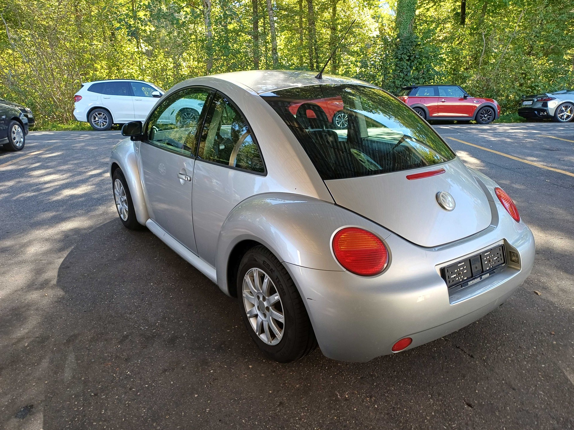 VW Beetle 1.6-image-1