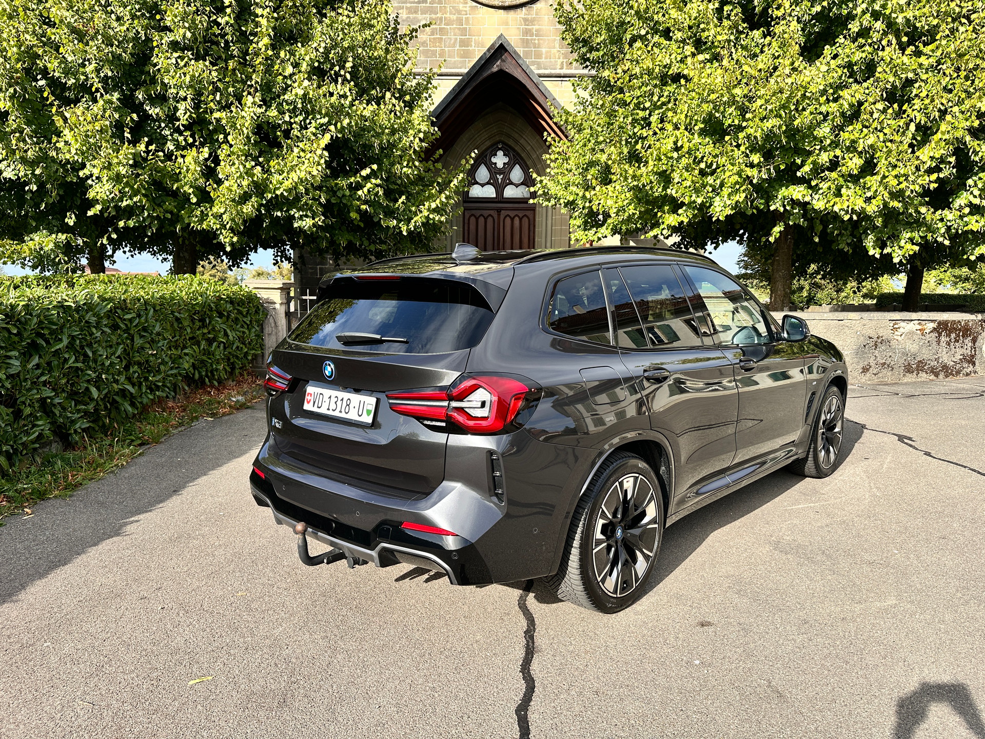 BMW iX3 Impressive-image-5