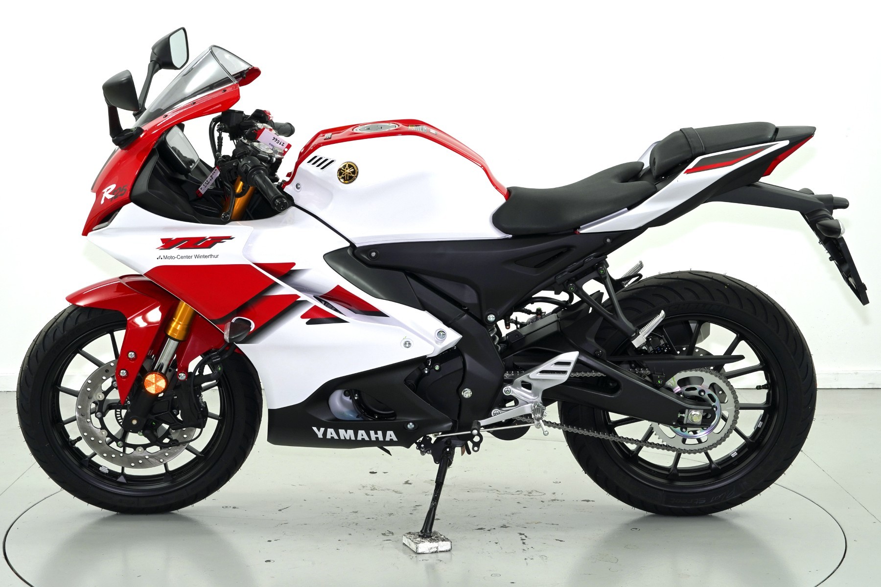 YAMAHA YZF-R125 ABS 70th Anniv.-showroom-element-3