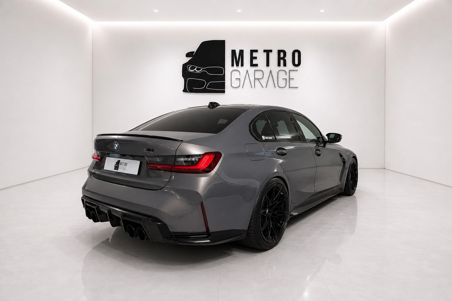 BMW M3 Competition M xDrive-image-4