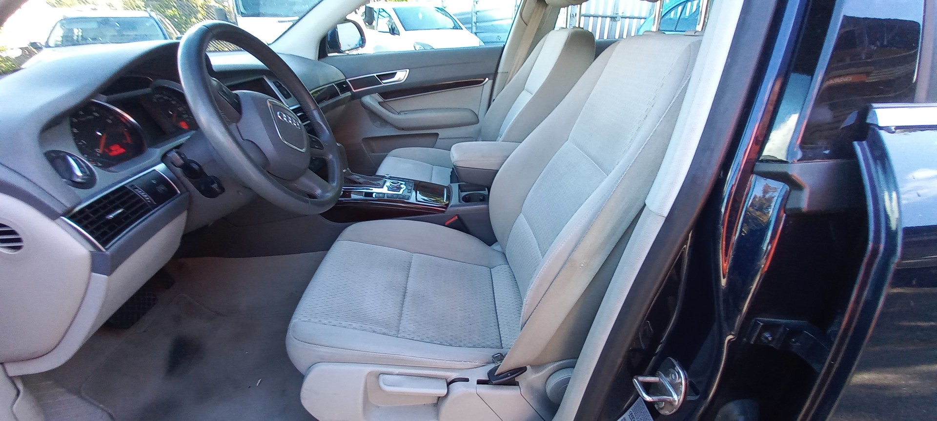 AUDI A6 Limousine 2.8 V6 FSI-image-7
