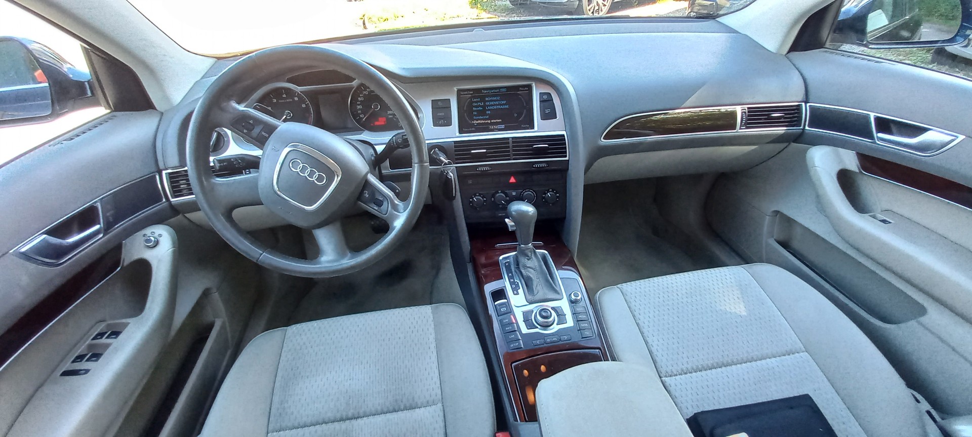AUDI A6 Limousine 2.8 V6 FSI-image-8