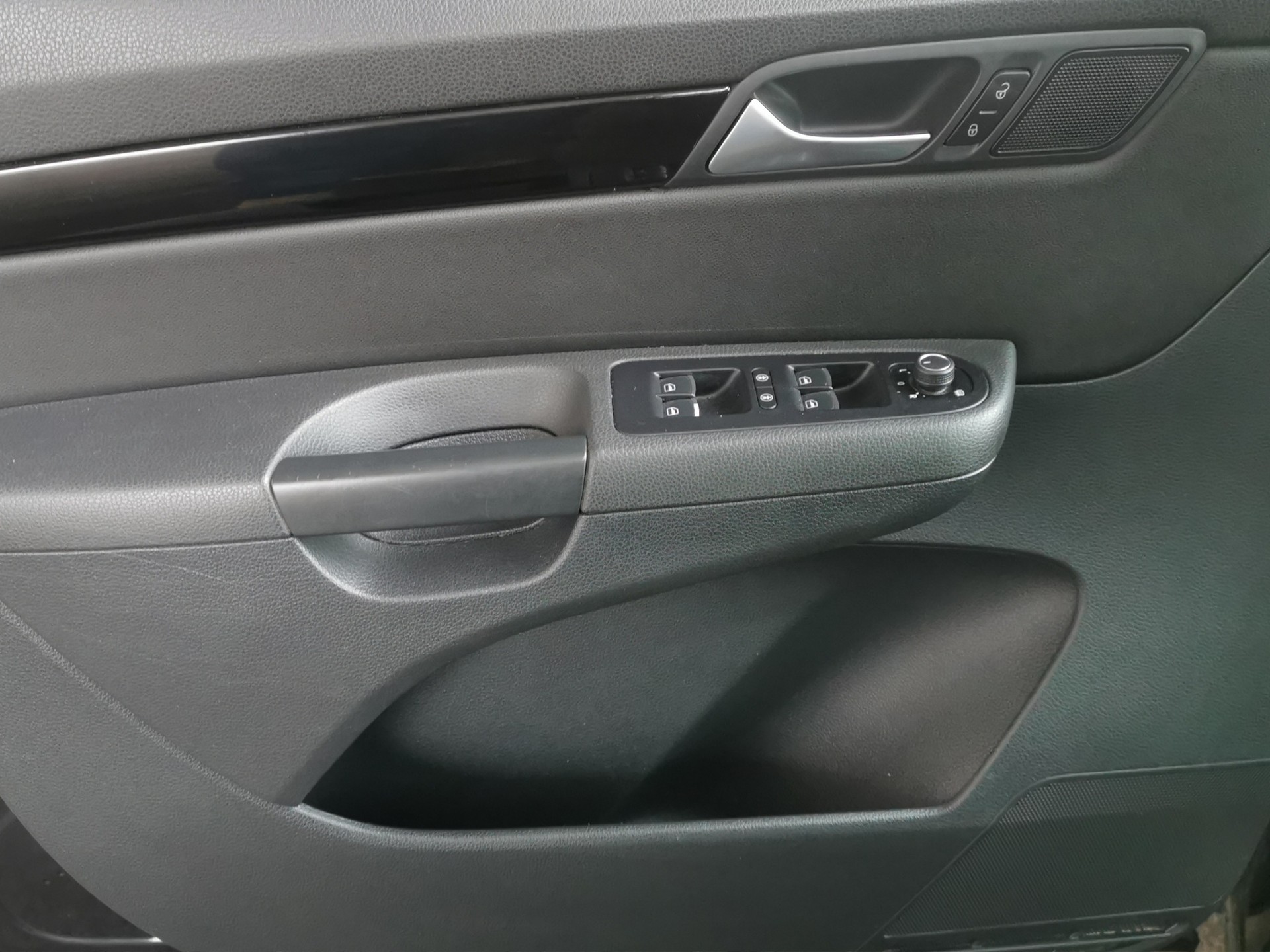 SEAT Alhambra 2.0 TDI FR Line 4Drive-image-13