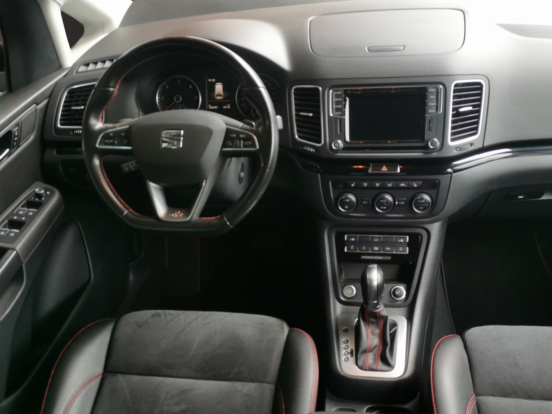 SEAT Alhambra 2.0 TDI FR Line 4Drive-image-17