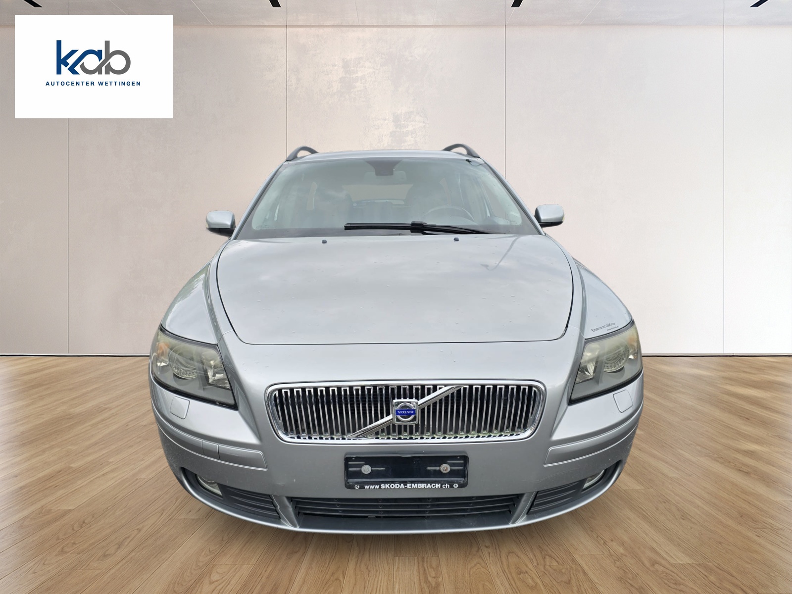 VOLVO V50 T5 AWD Kinetic-image-1
