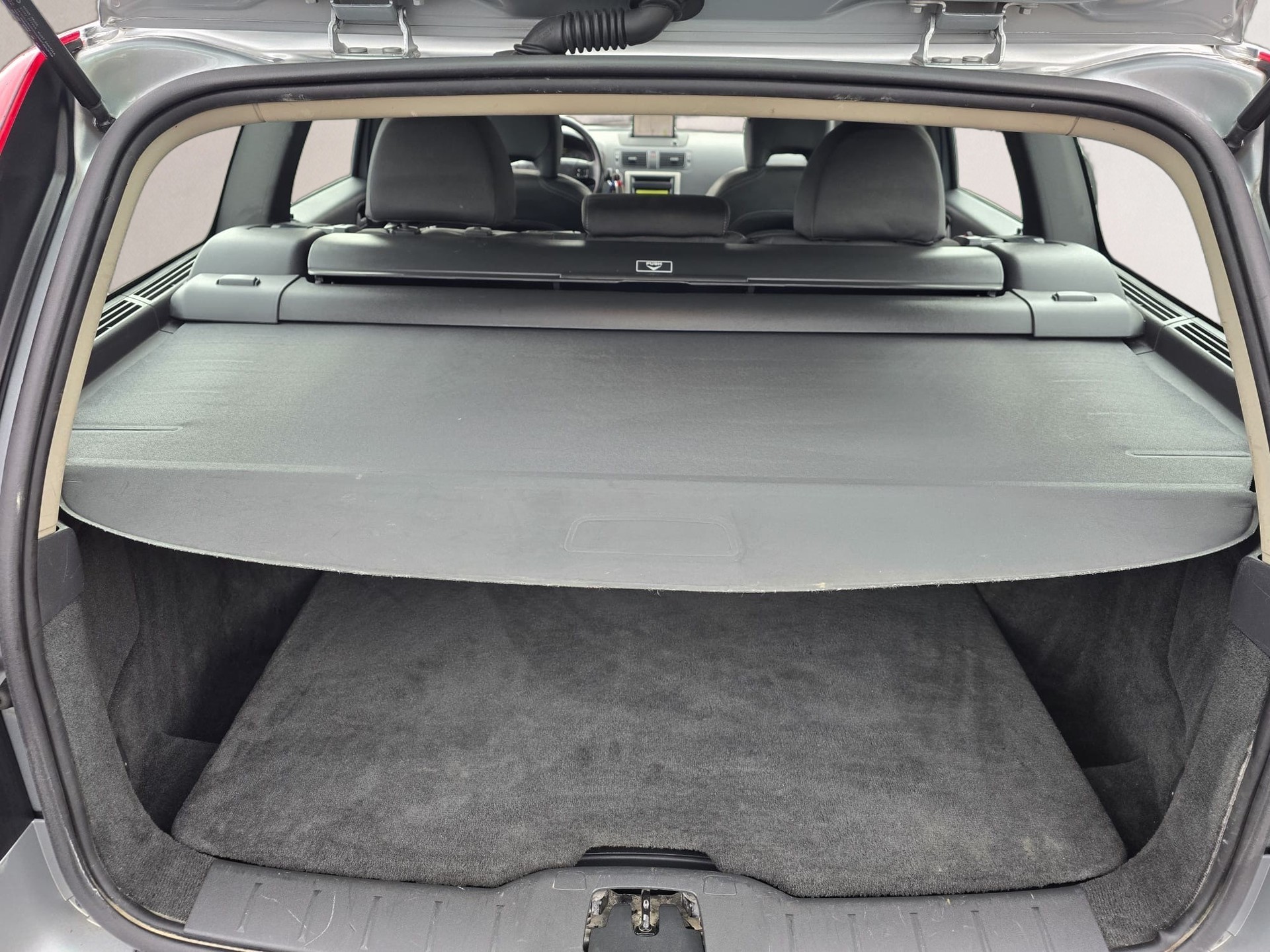 VOLVO V50 T5 AWD Kinetic-image-18