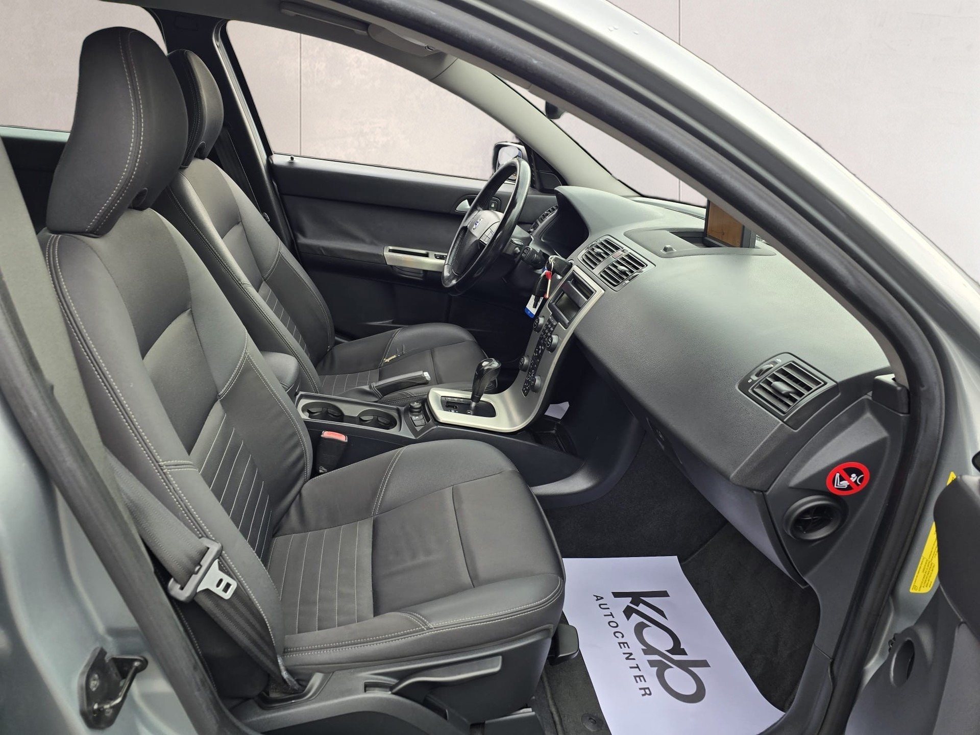 VOLVO V50 T5 AWD Kinetic-image-12