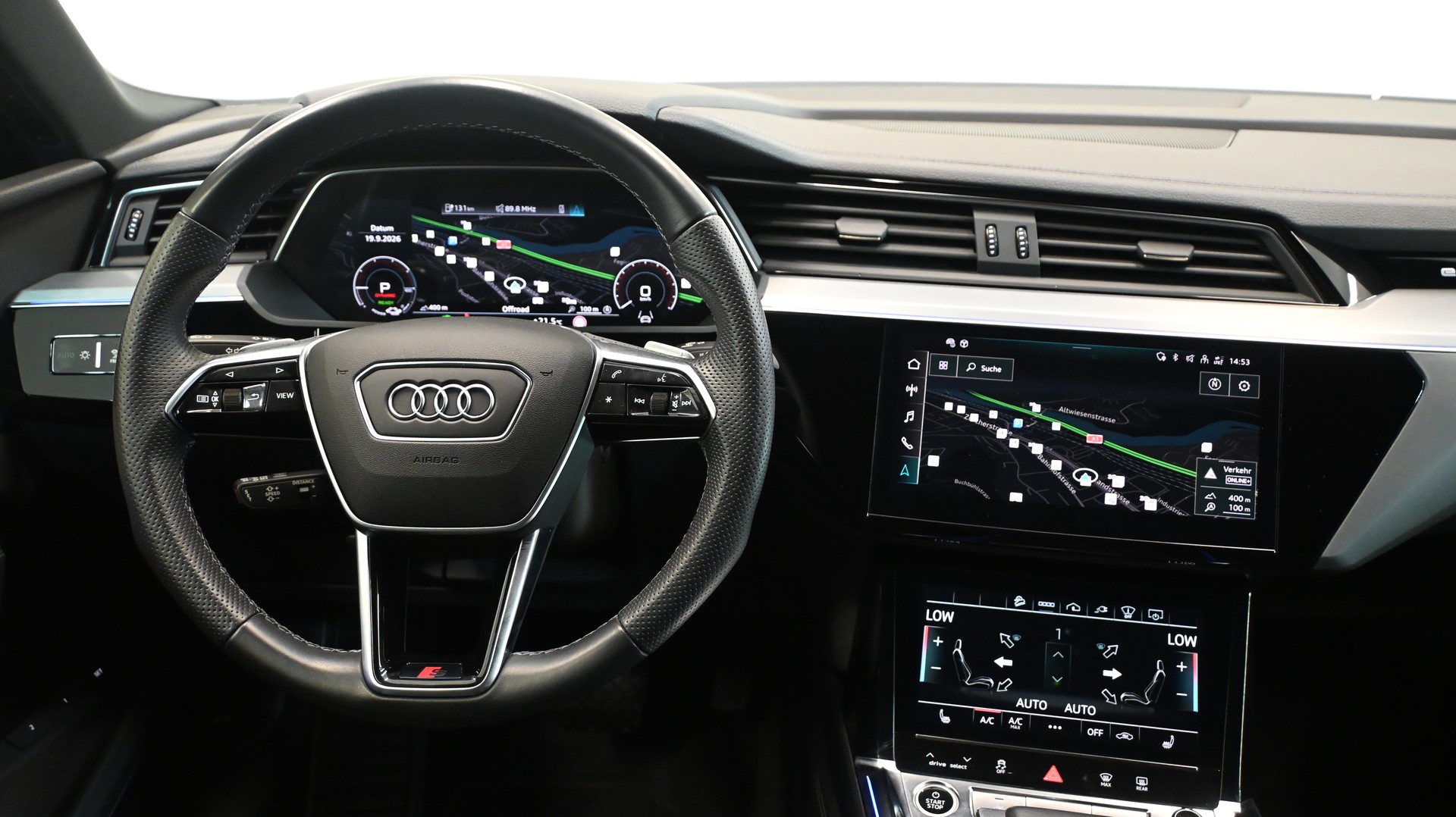AUDI e-tron 55 Sportback S Line Black Edition quattro-image-5