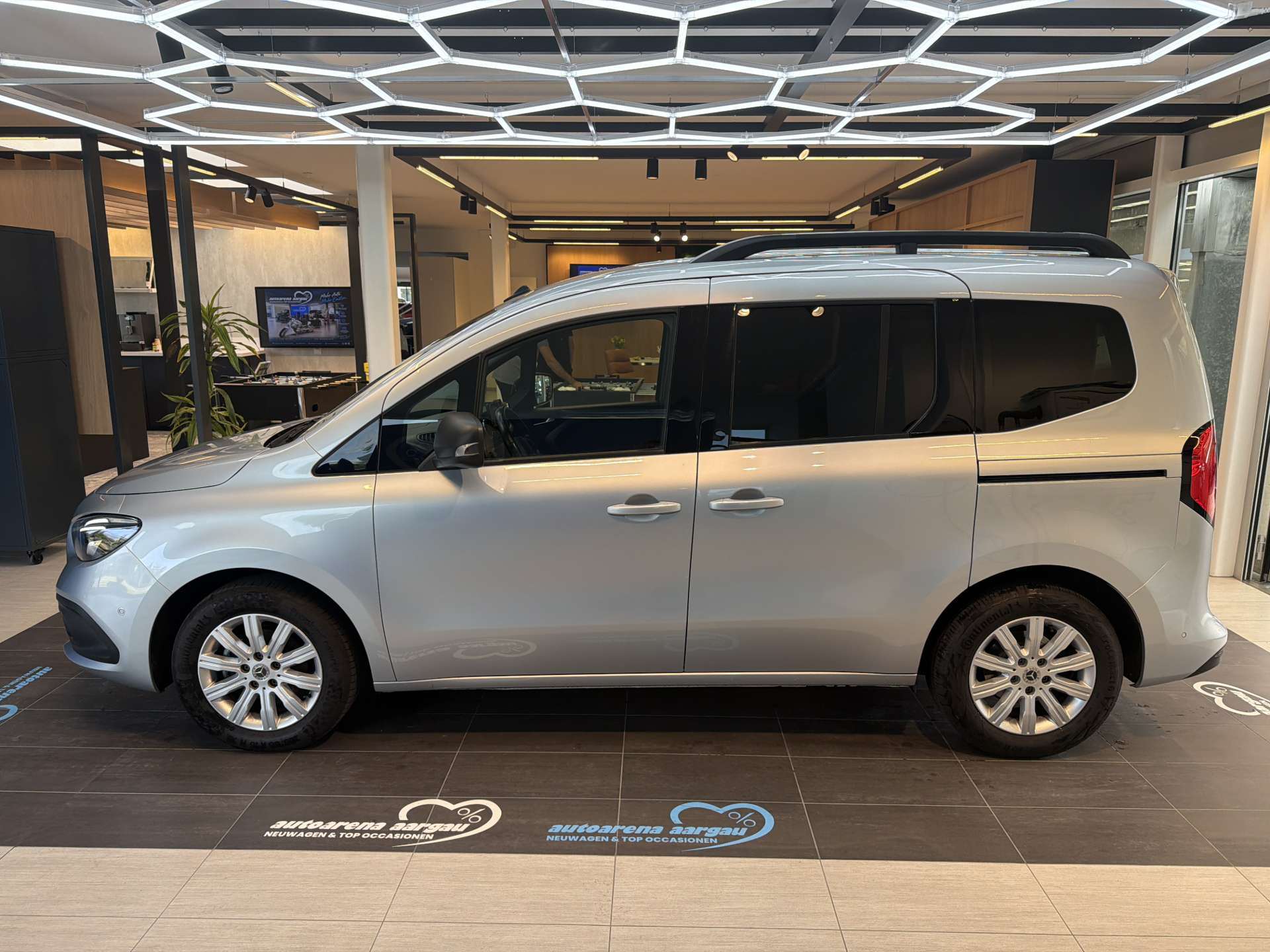 MERCEDES-BENZ Citan 110 CDi Base-image-13