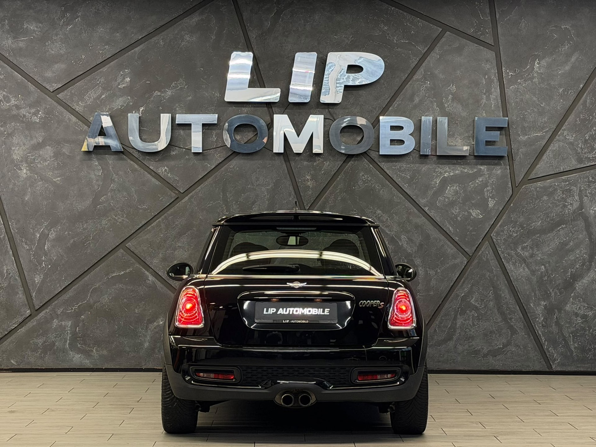 MINI Cooper S-image-6