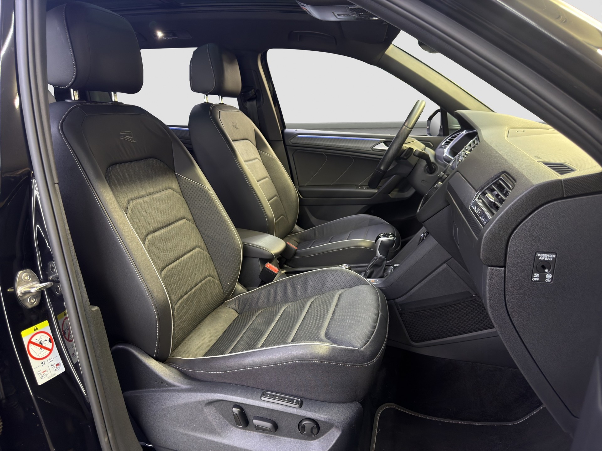 VW Tiguan Allspace 2.0TSI R-Line 4Motion DSG-image-13