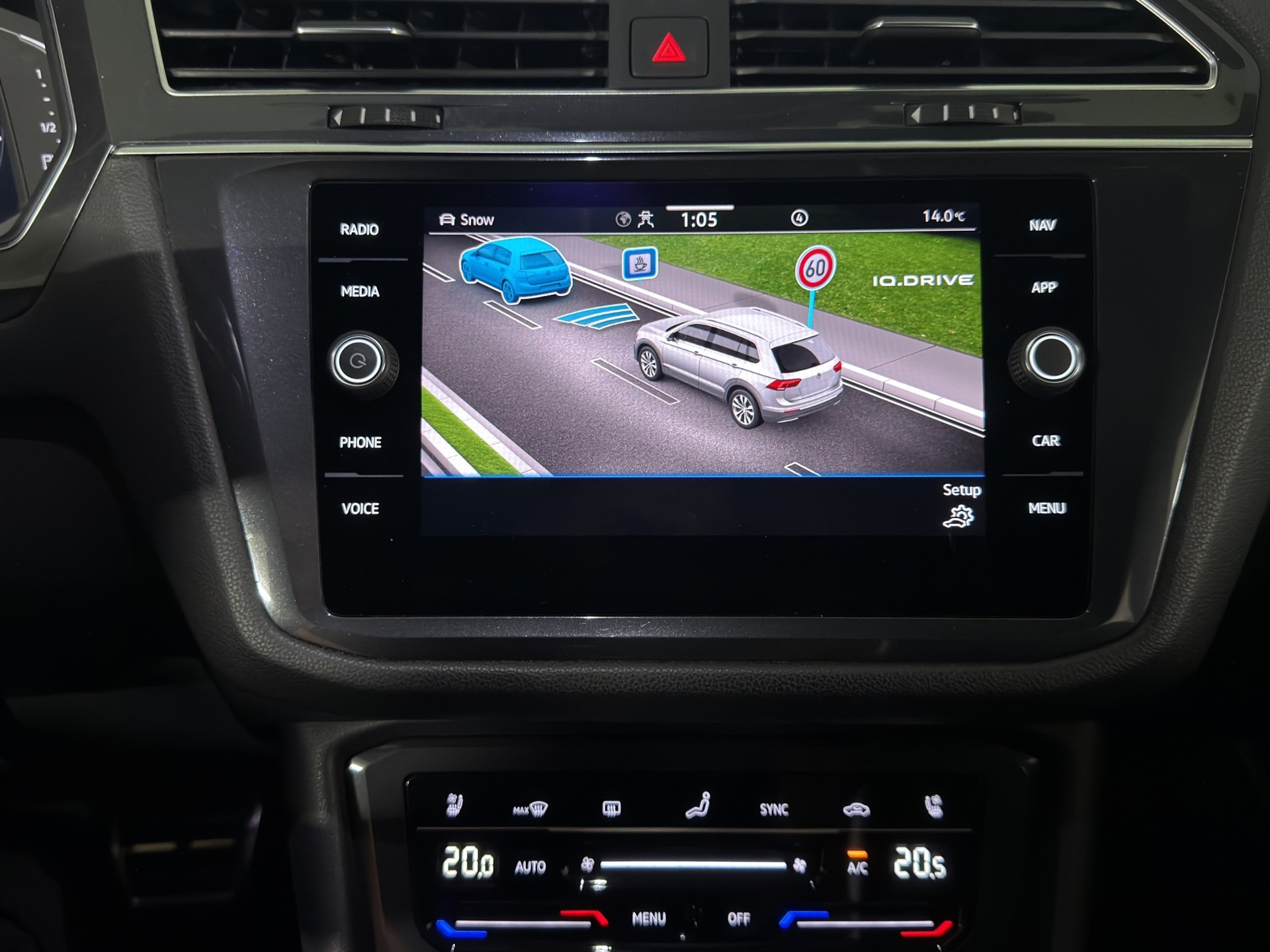 VW Tiguan Allspace 2.0TSI R-Line 4Motion DSG-image-21