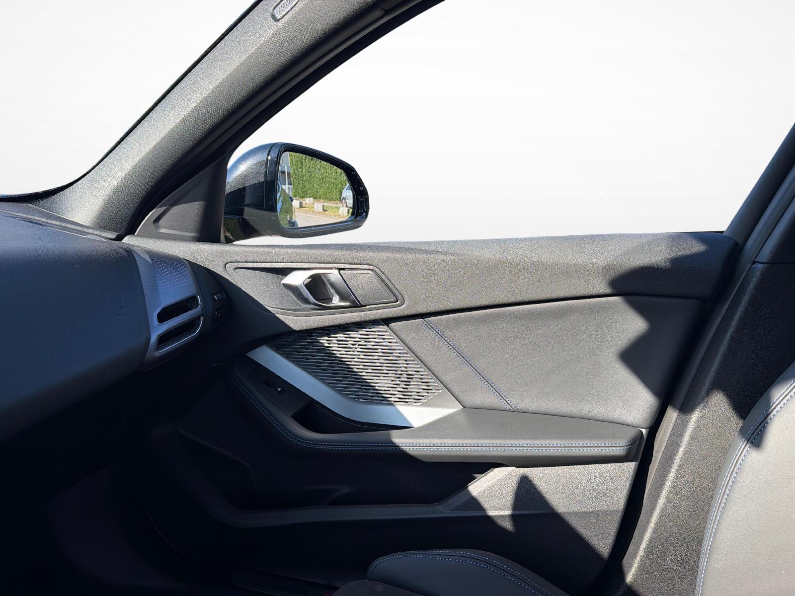 BMW 120d-image-19