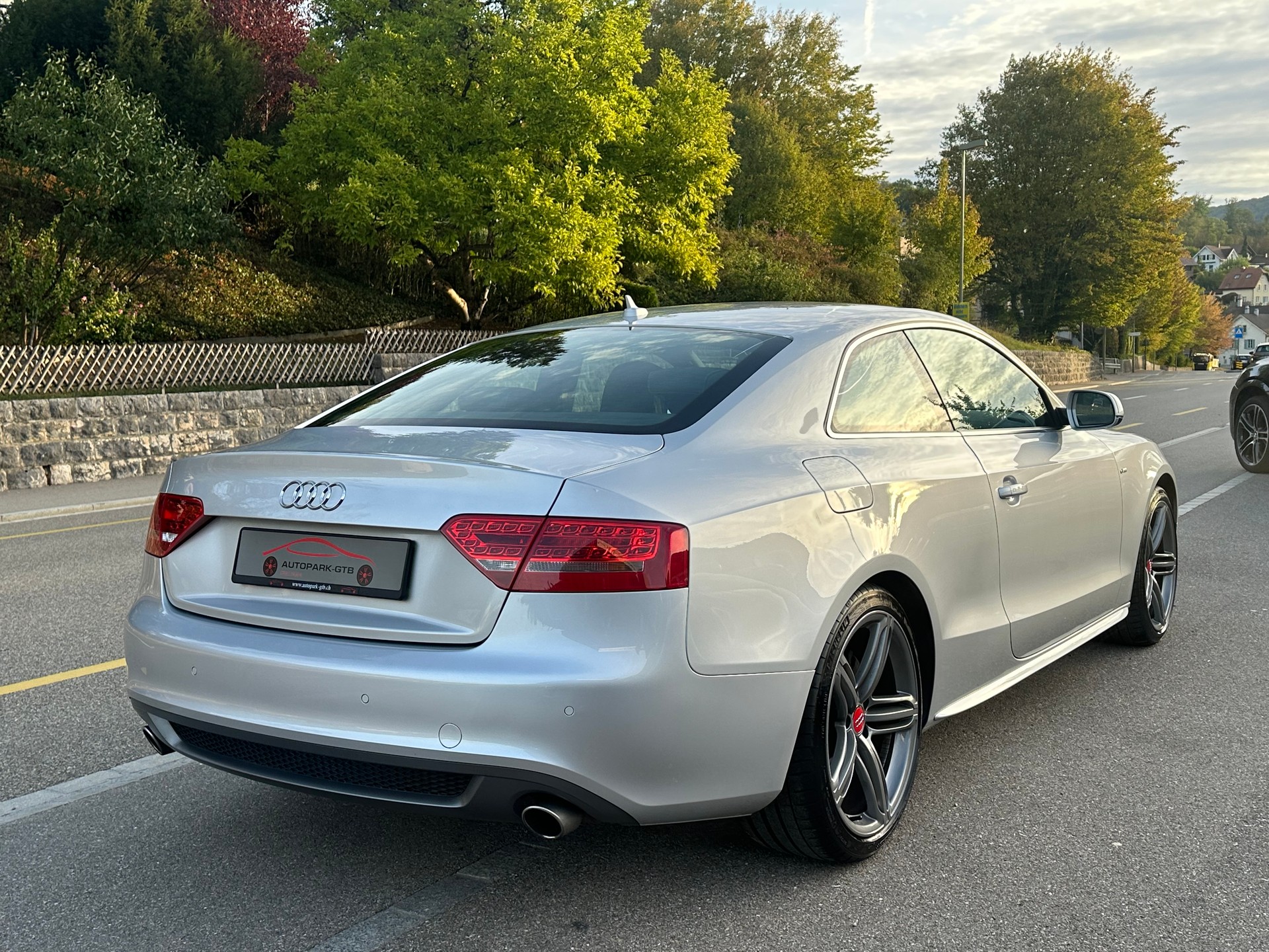 AUDI A5 Coupé 3.0 TDI quattro S-tronic-image-6