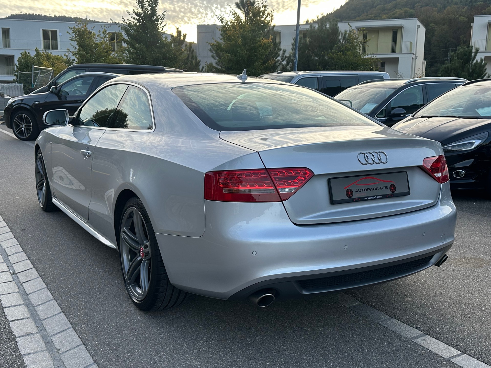 AUDI A5 Coupé 3.0 TDI quattro S-tronic-image-5