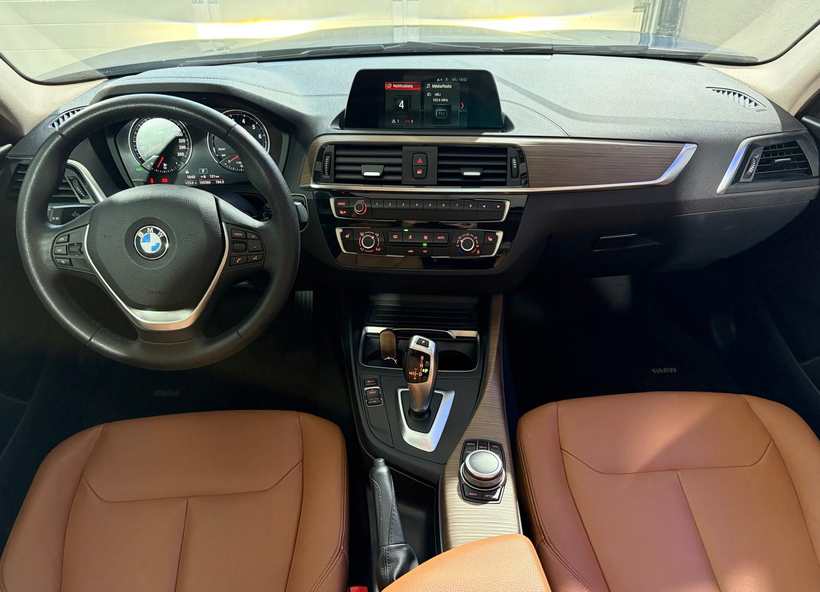 BMW 220i Luxury Line Steptronic - Toit ouvrant-image-14