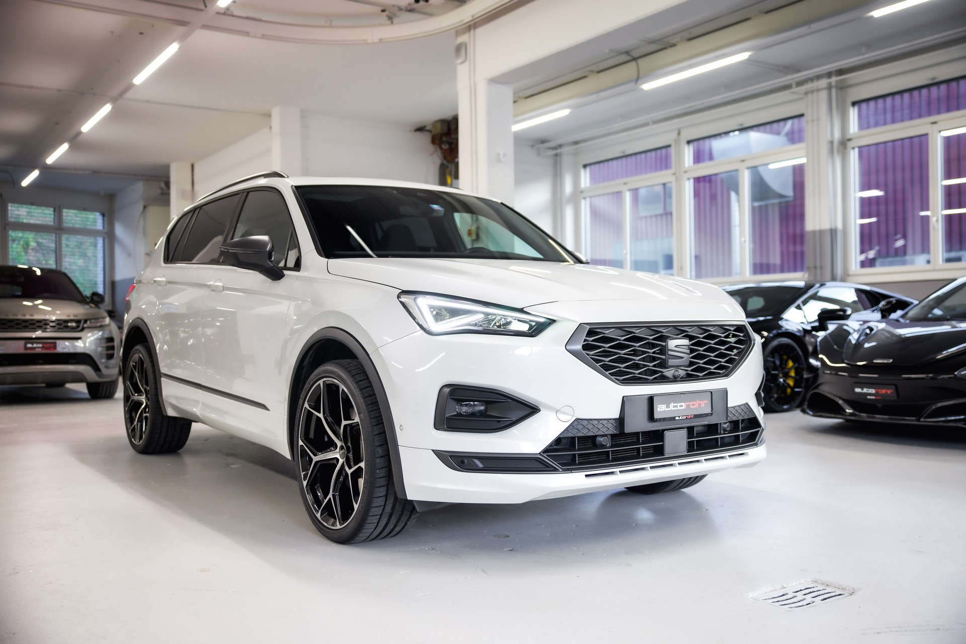 SEAT Tarraco 2.0 TSI FR 4Drive DSG *7 Plätzer*-image-2