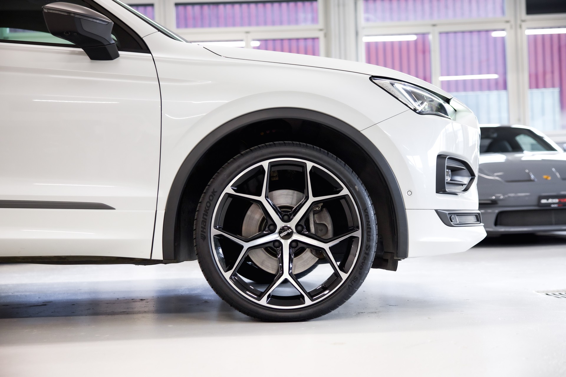 SEAT Tarraco 2.0 TSI FR 4Drive DSG *7 Plätzer*-image-10