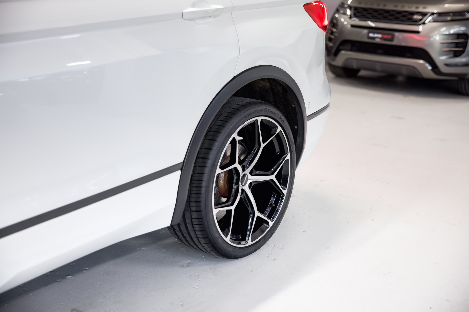 SEAT Tarraco 2.0 TSI FR 4Drive DSG *7 Plätzer*-image-15