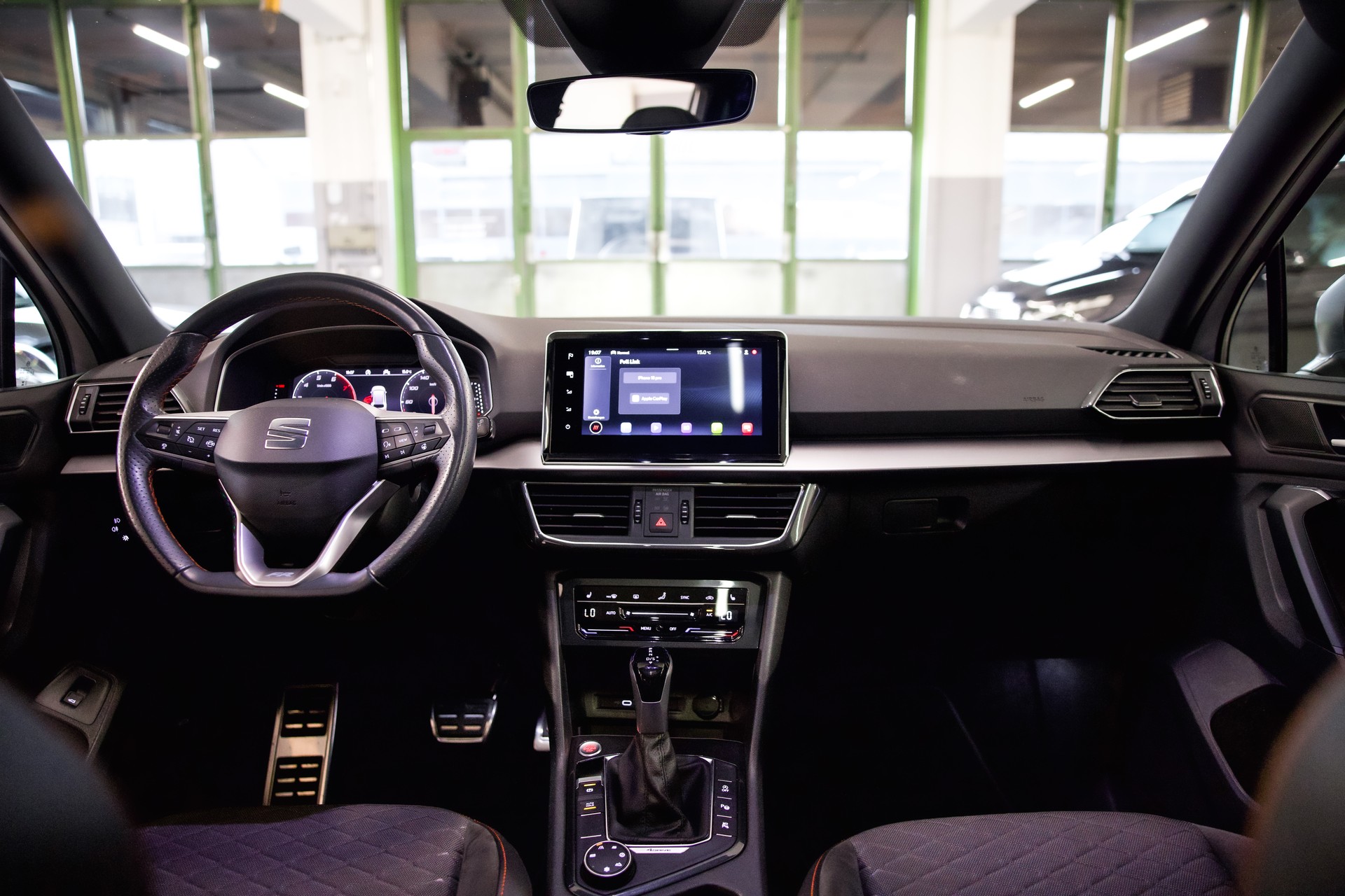 SEAT Tarraco 2.0 TSI FR 4Drive DSG *7 Plätzer*-image-16
