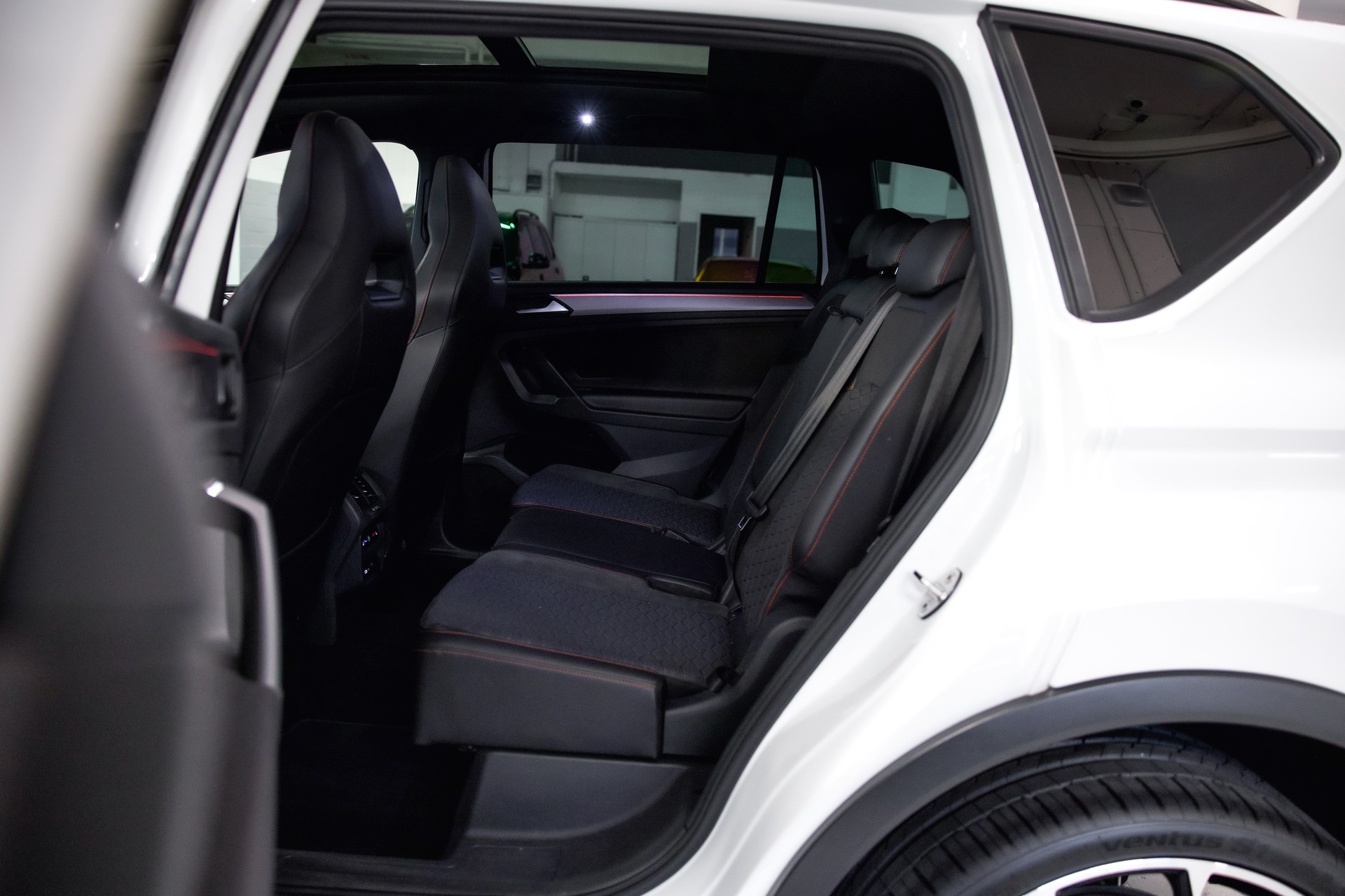 SEAT Tarraco 2.0 TSI FR 4Drive DSG *7 Plätzer*-image-22