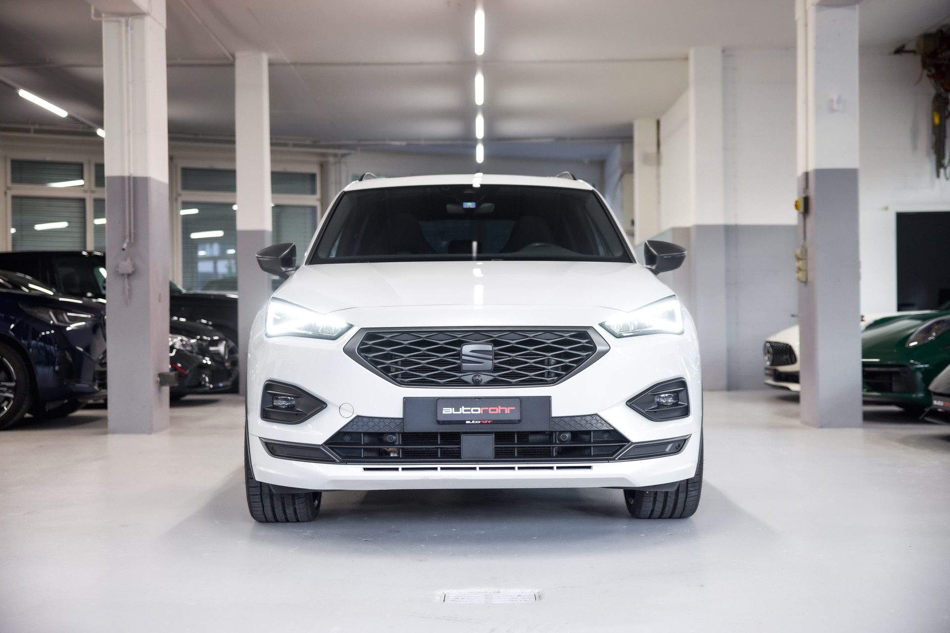 SEAT Tarraco 2.0 TSI FR 4Drive DSG *7 Plätzer*-image-1