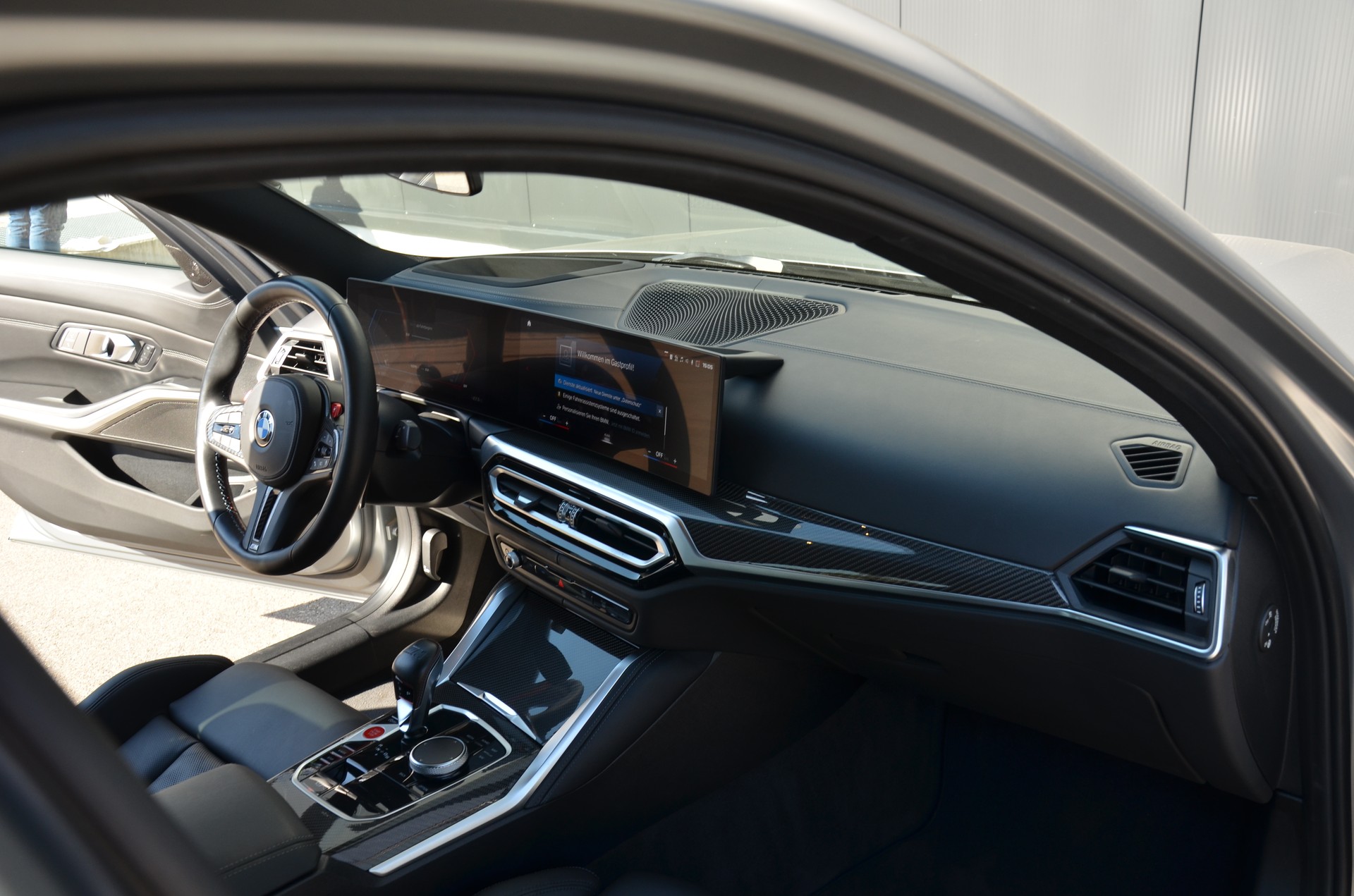 BMW M3 Competition M xDrive-image-14
