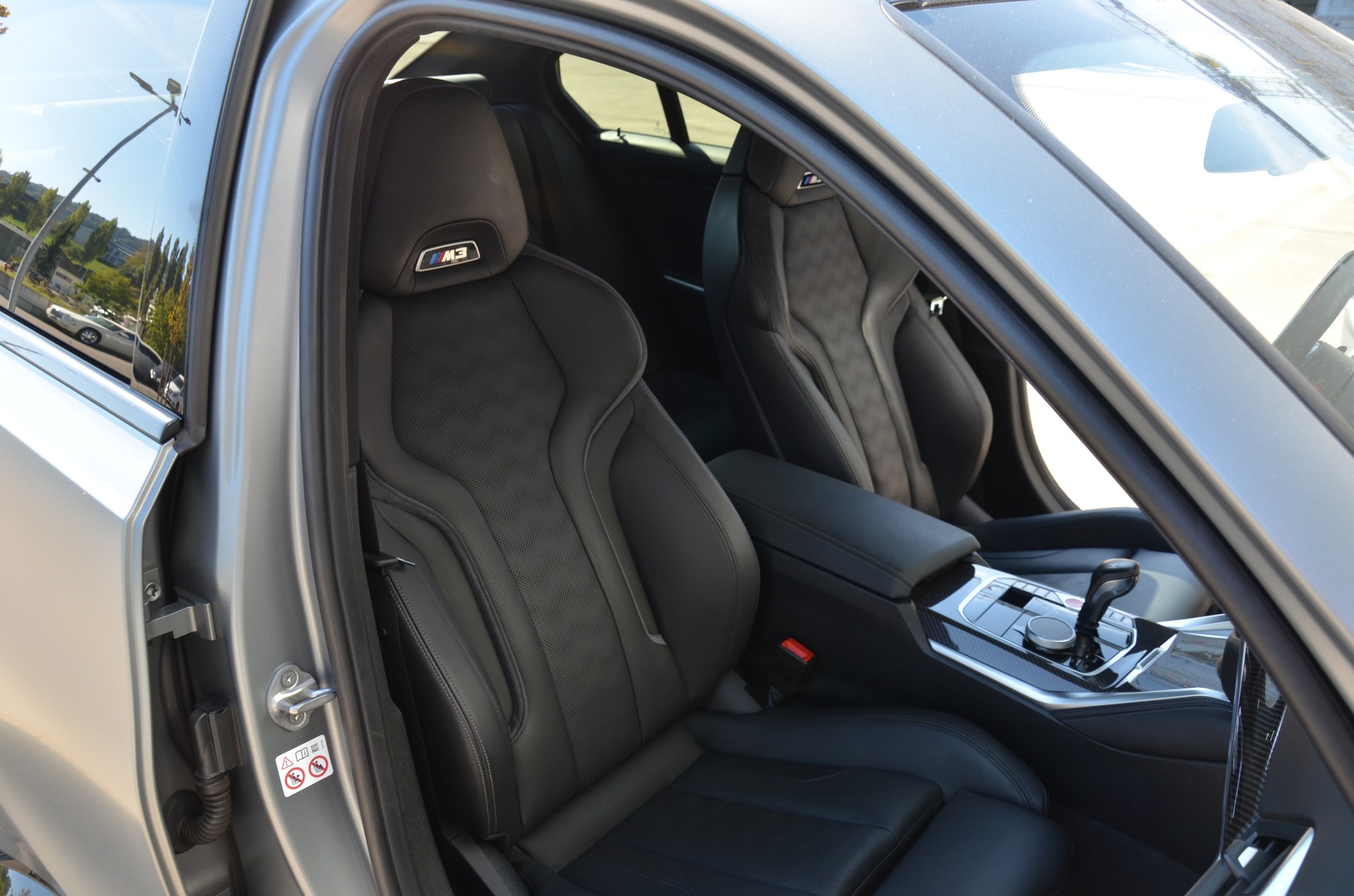BMW M3 Competition M xDrive-image-13