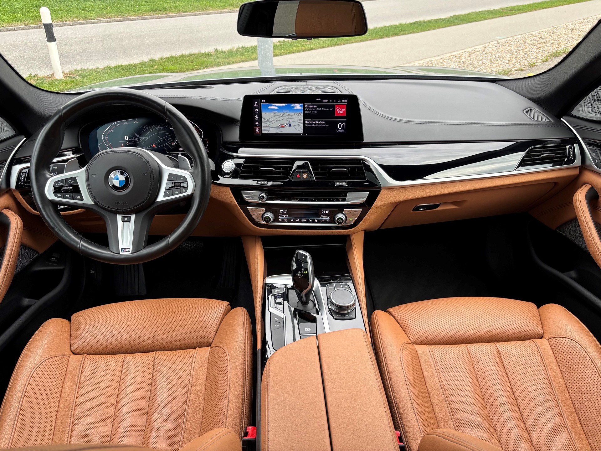 BMW 530d xDrive Luxury Line-image-5