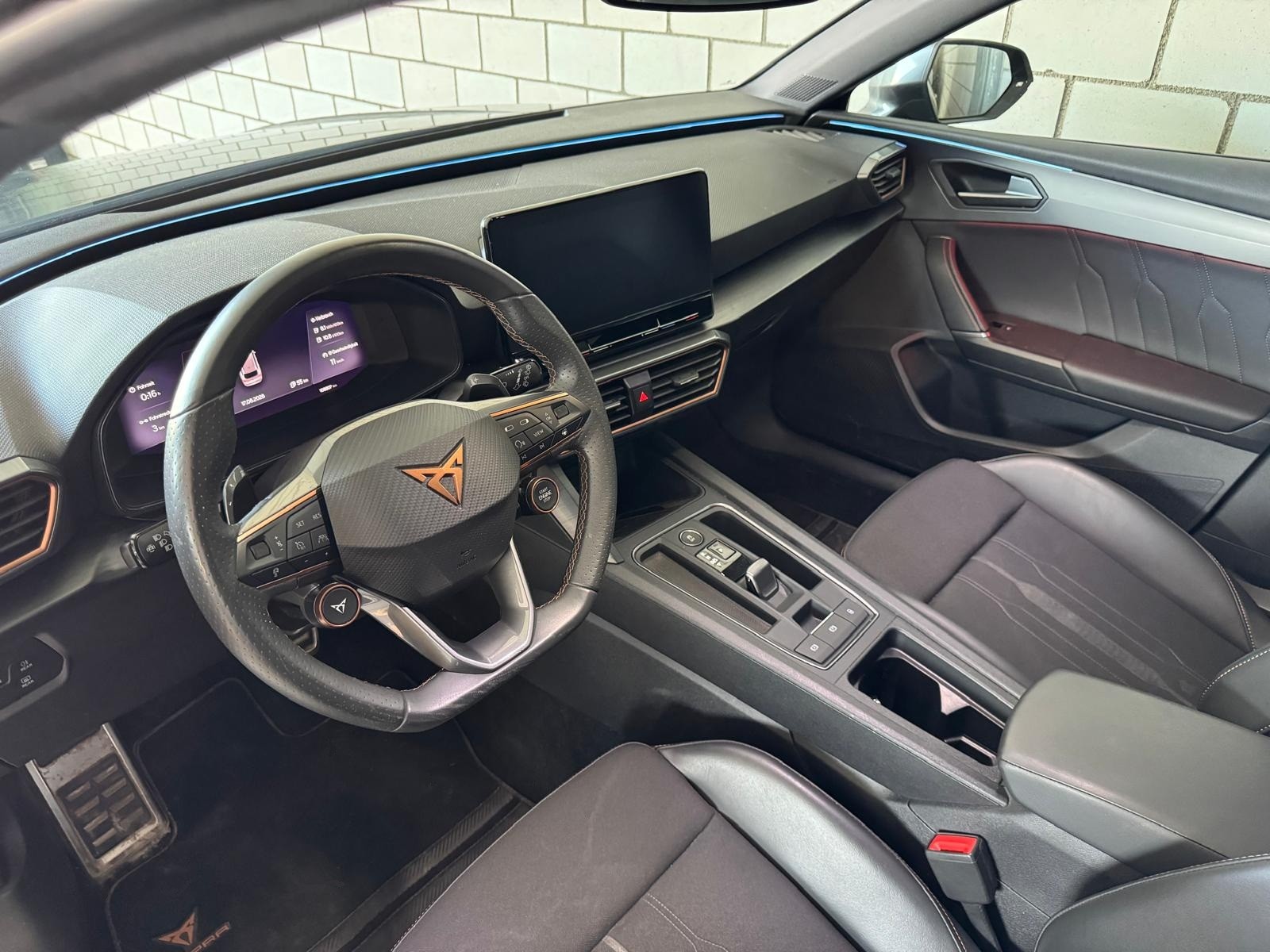 CUPRA LEON ST 1.4 e-HYBRID pHEV DSG-image-3