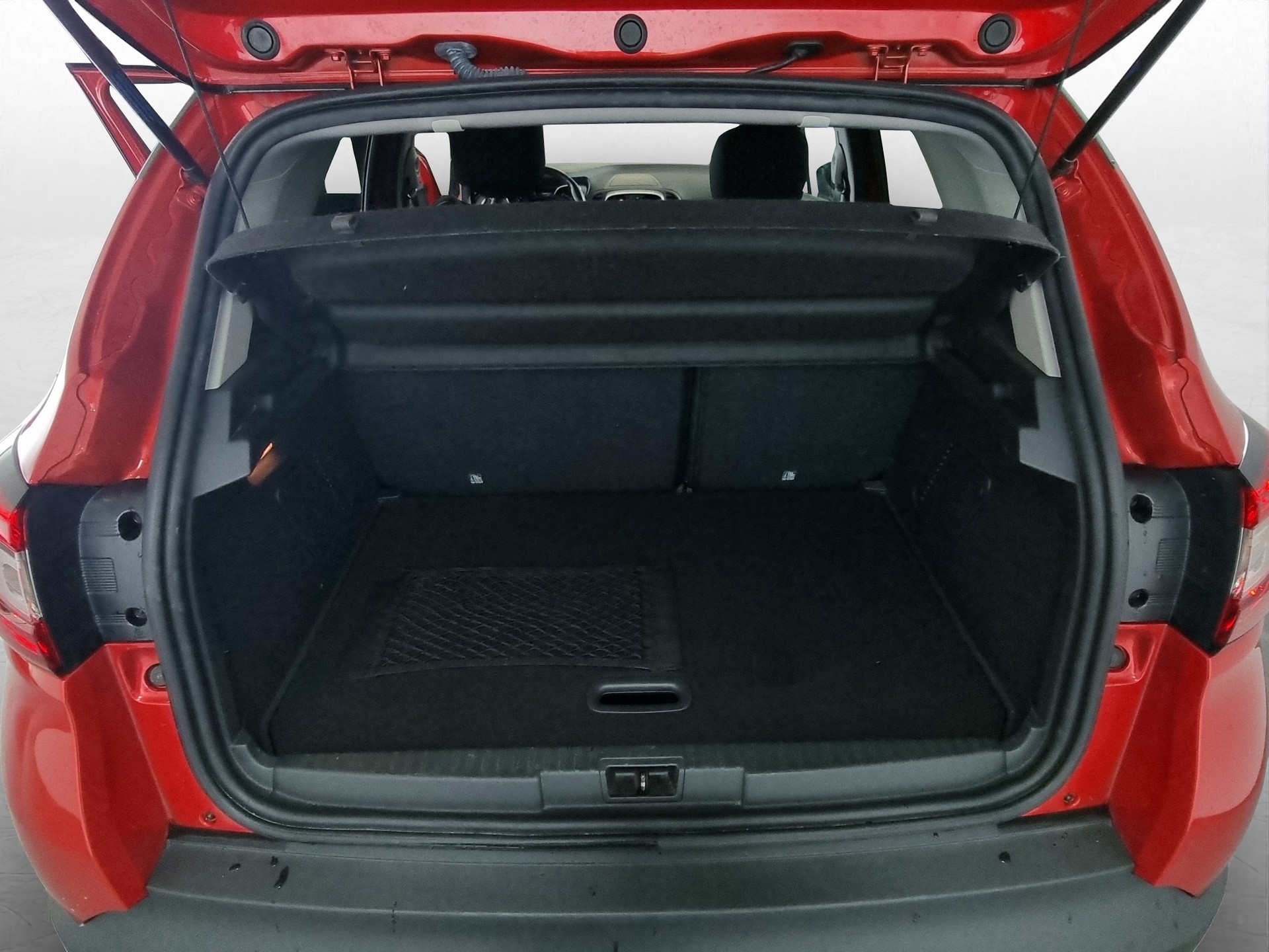 RENAULT Captur 1.3 TCe Intens S/S-image-15