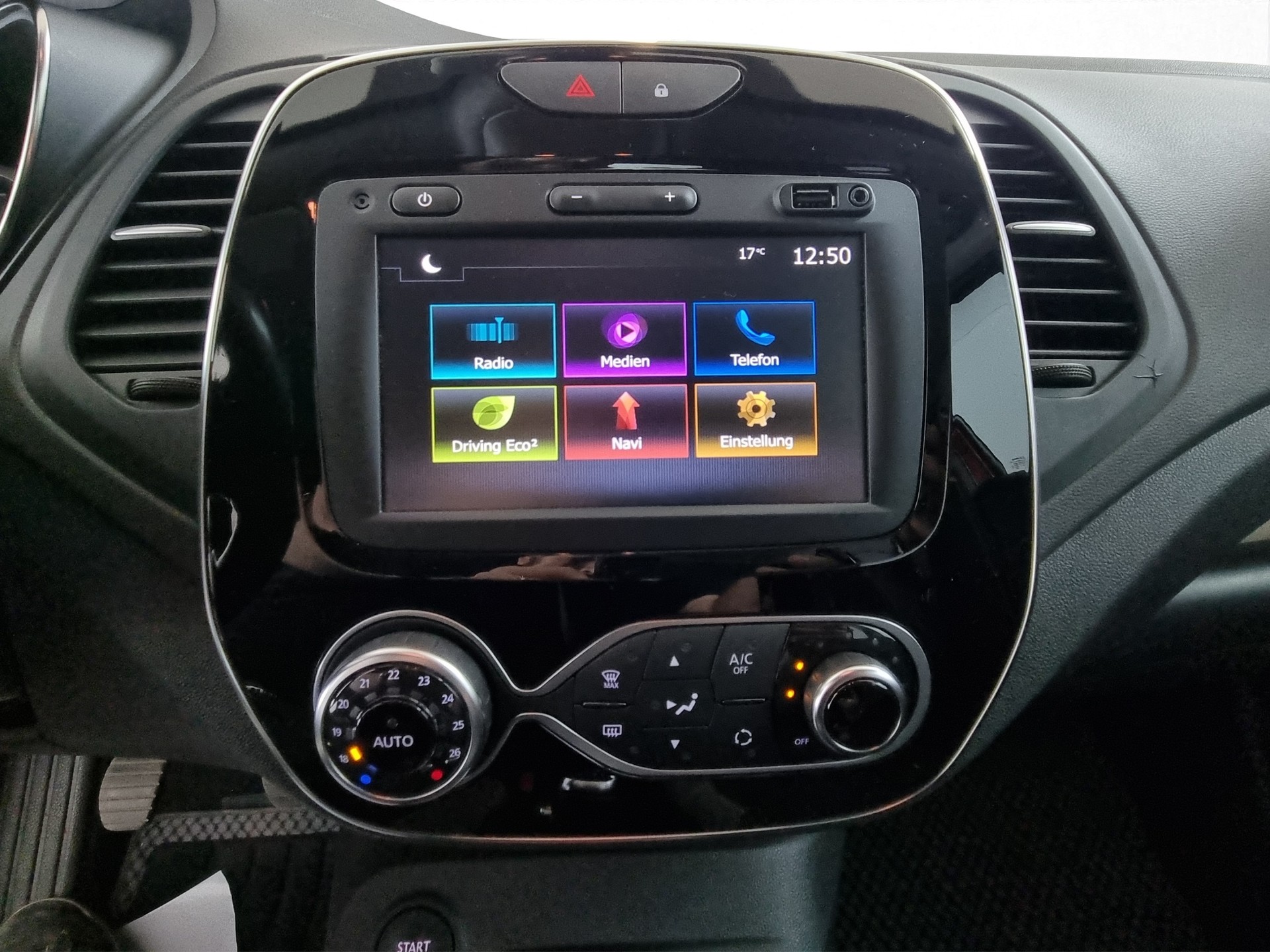 RENAULT Captur 1.3 TCe Intens S/S-image-12