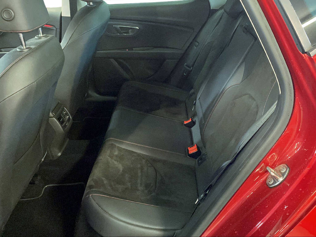 SEAT Leon 1.8 TSI Xcellence-image-16