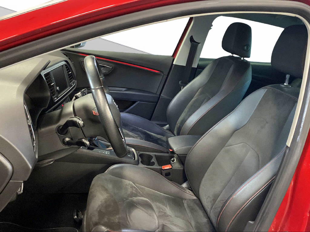 SEAT Leon 1.8 TSI Xcellence-image-8