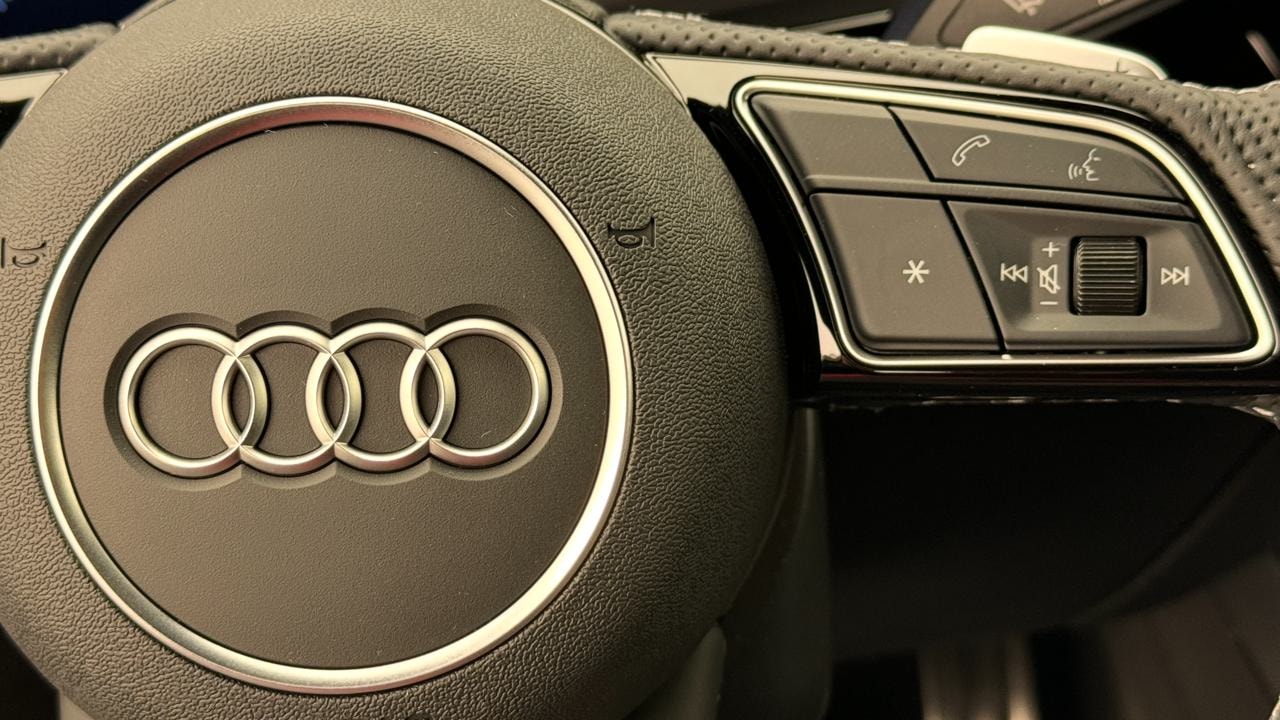 AUDI A3 Sportback TFSI 110 kW S line S tronic-image-9