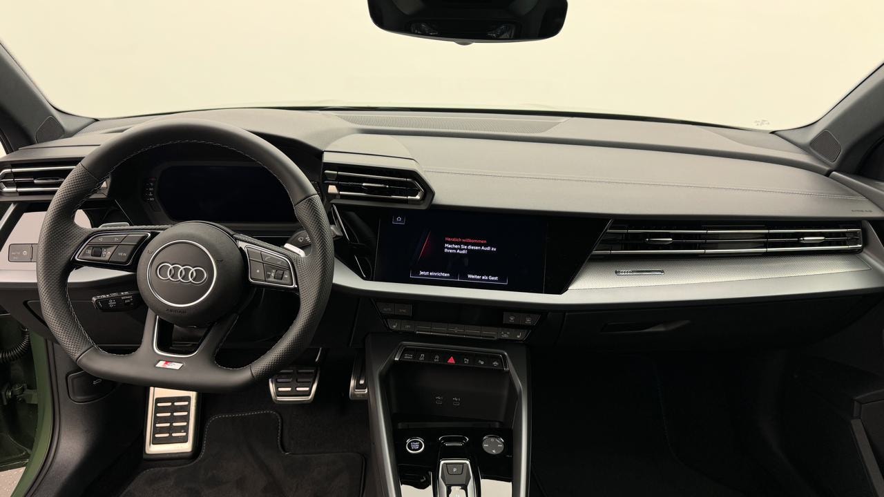 AUDI A3 Sportback TFSI 110 kW S line S tronic-image-5