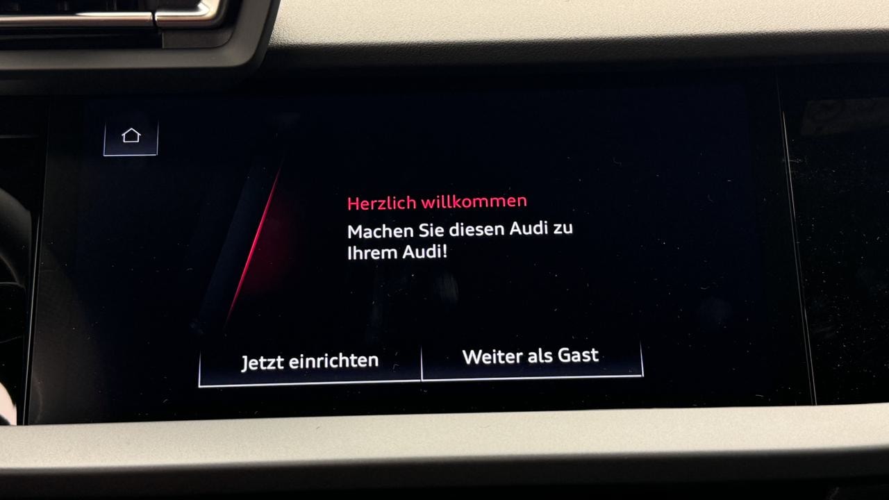 AUDI A3 Sportback TFSI 110 kW S line S tronic-image-7