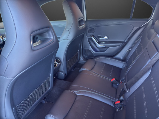MERCEDES-BENZ A 200 Night Star 7G-DCT-image-6