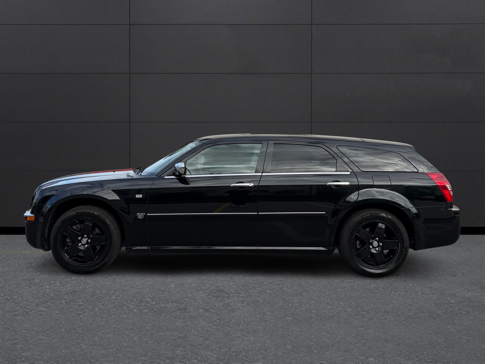 CHRYSLER Touring-image-3