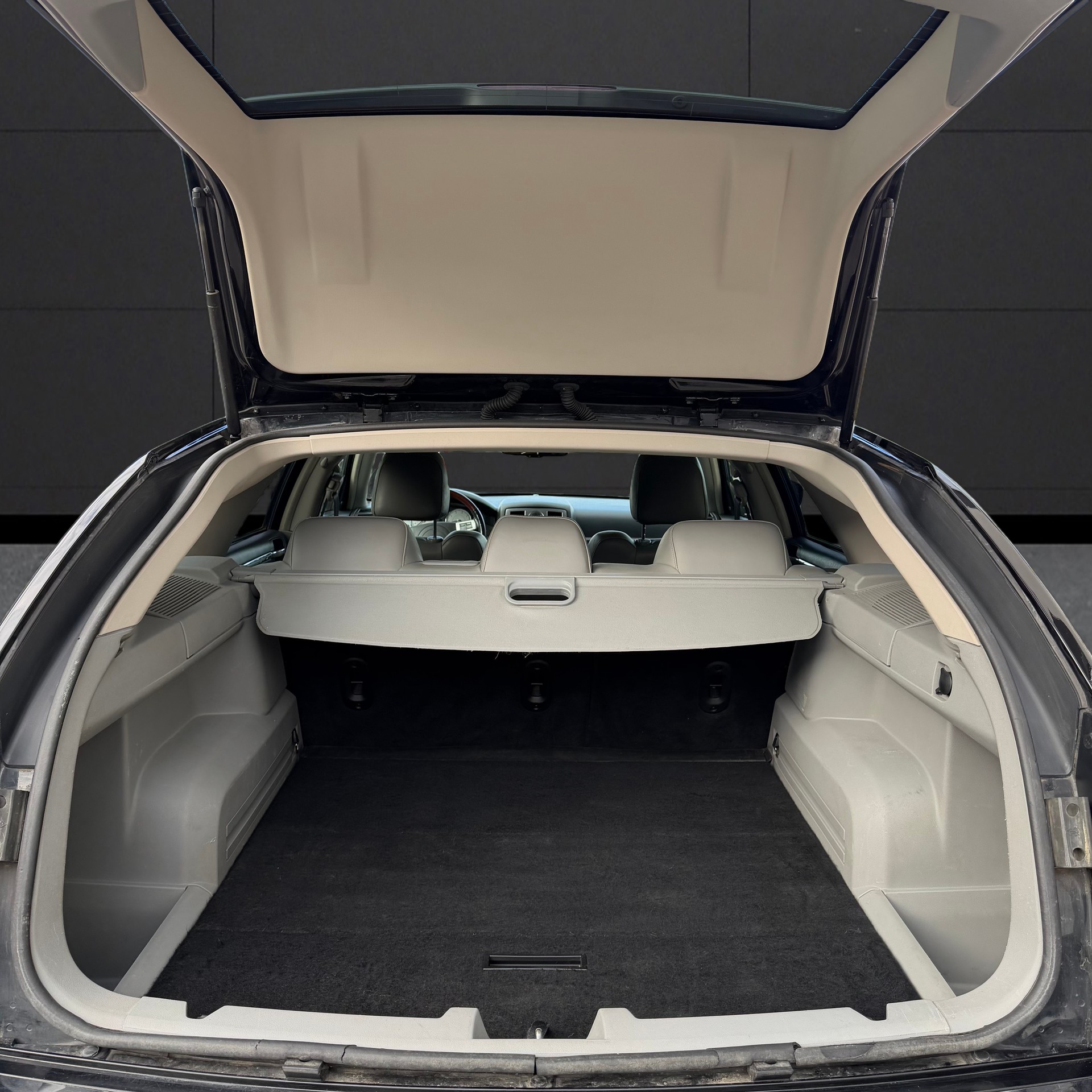 CHRYSLER Touring-image-8