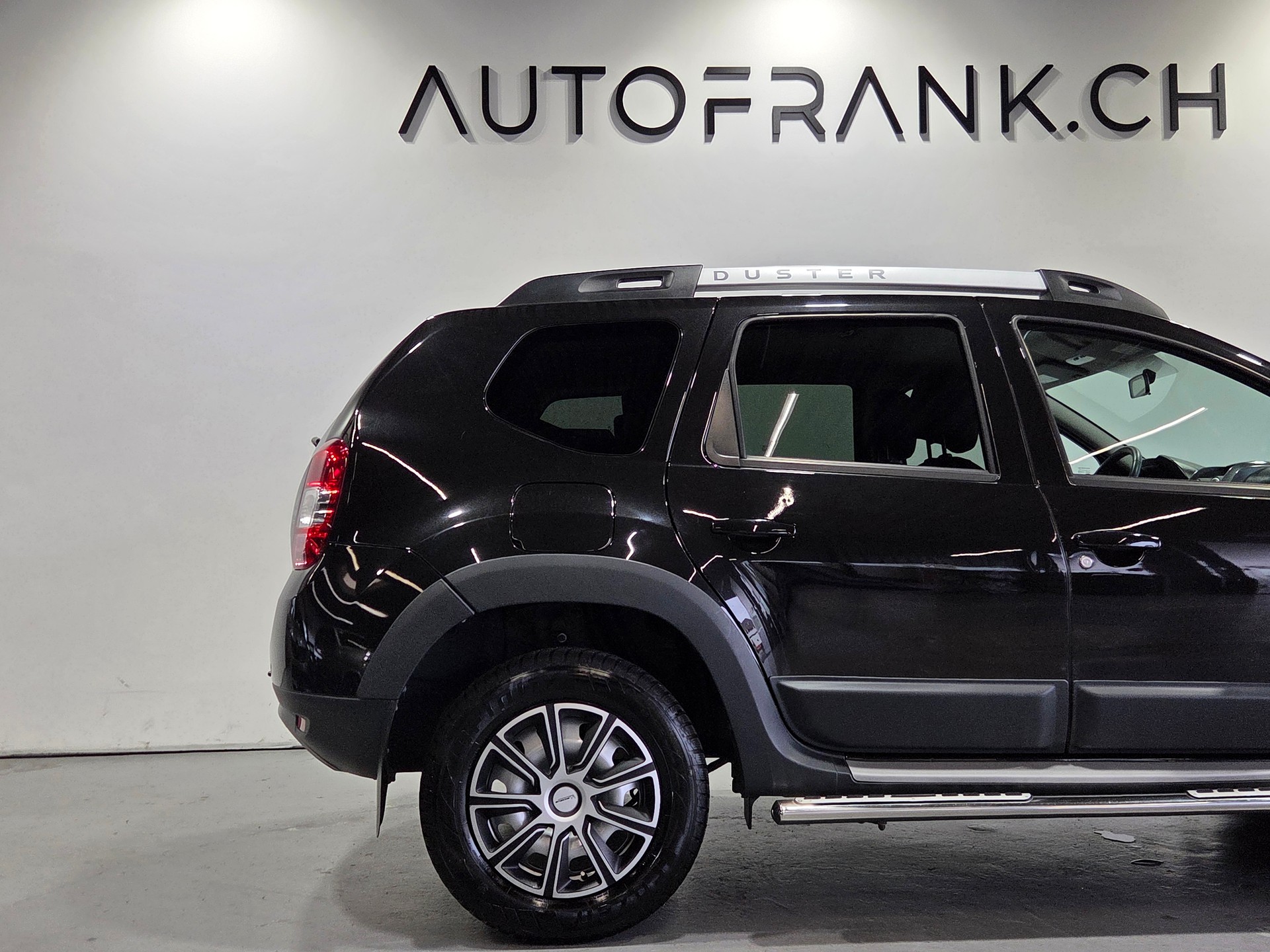 DACIA Duster 1.2 TCe Essential 4x4 S/S-image-8