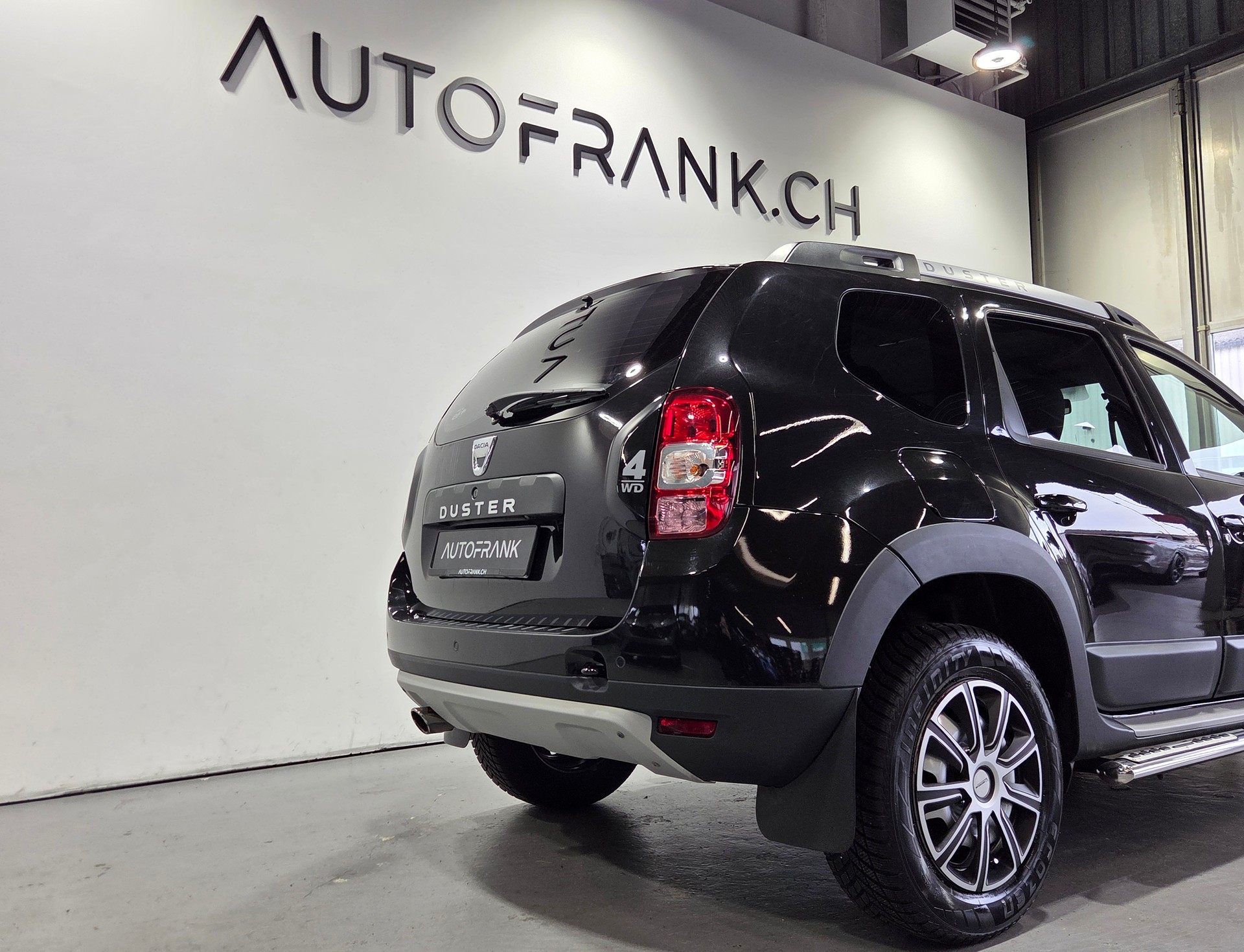 DACIA Duster 1.2 TCe Essential 4x4 S/S-image-6